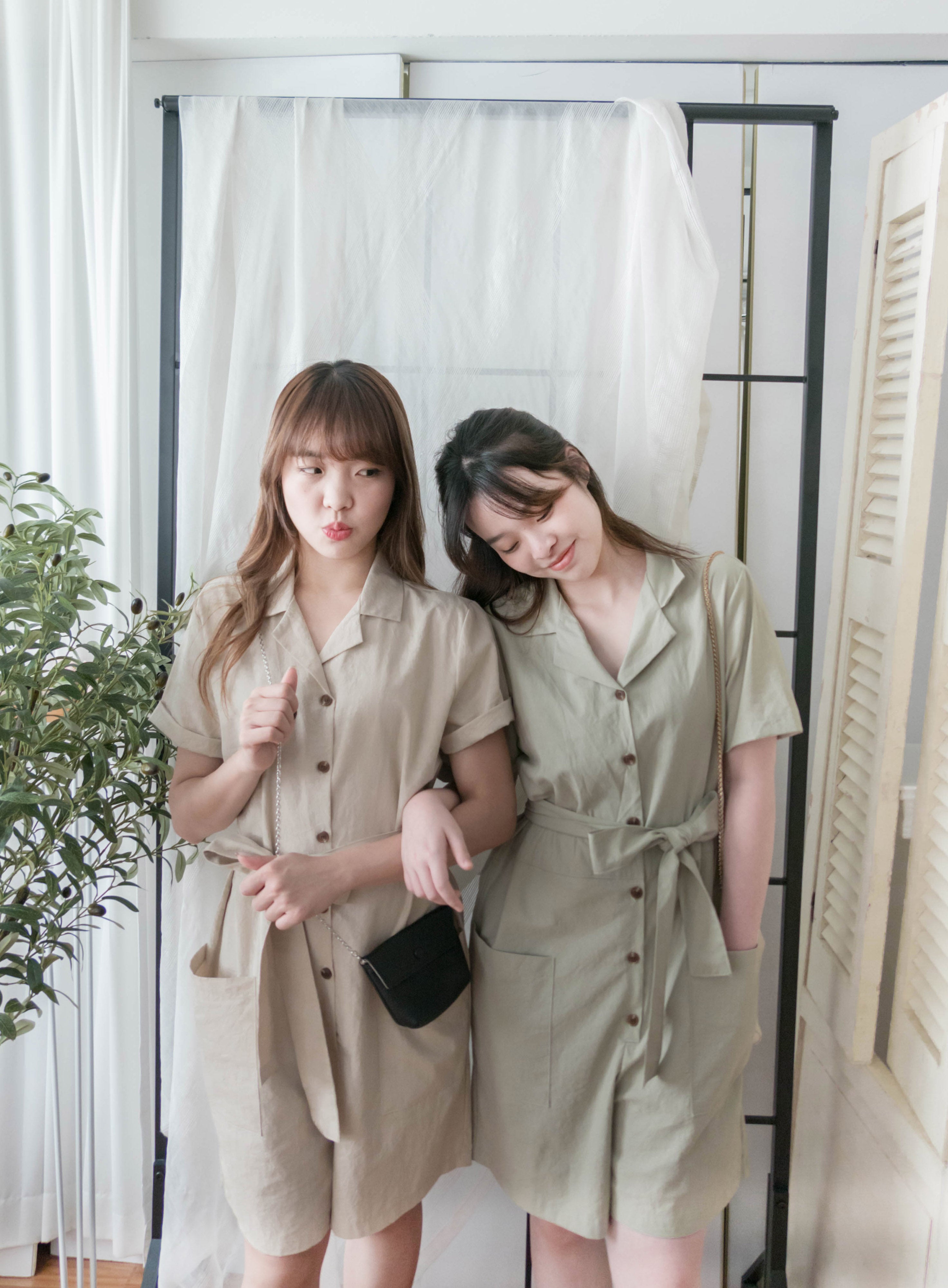 Besties 隨性反領修腰側口袋連身褲, Jumpsuit/ DS9313 (beige sold out)