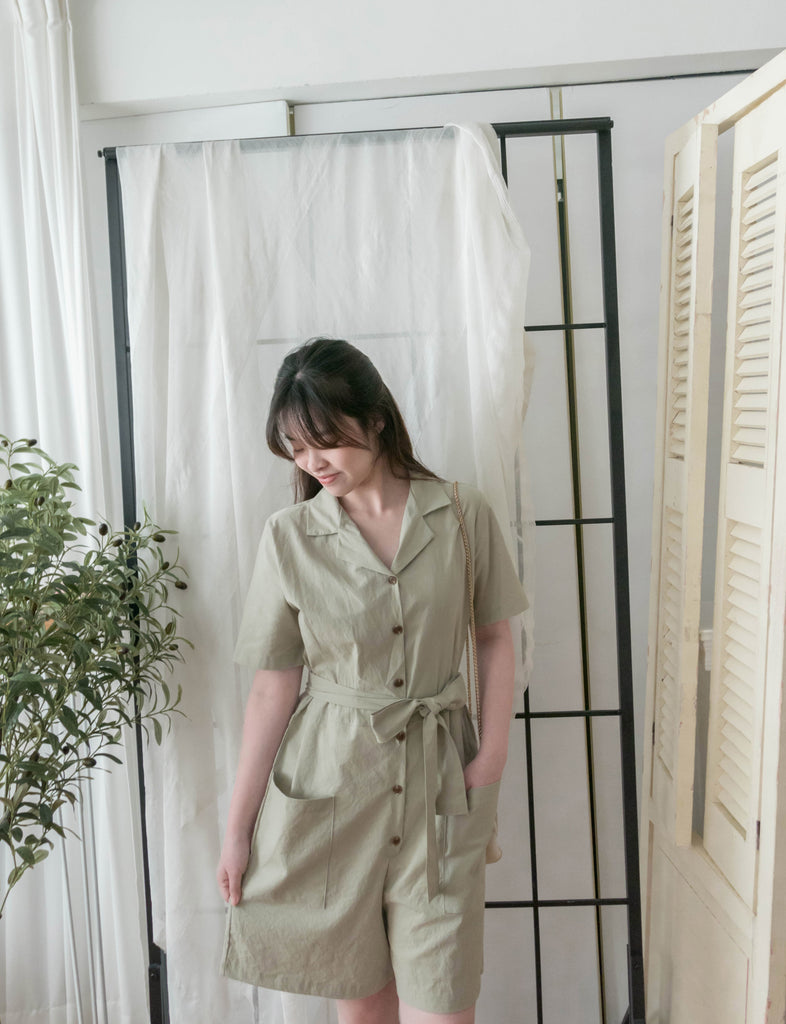 Besties 隨性反領修腰側口袋連身褲, Jumpsuit/ DS9313 (beige sold out)