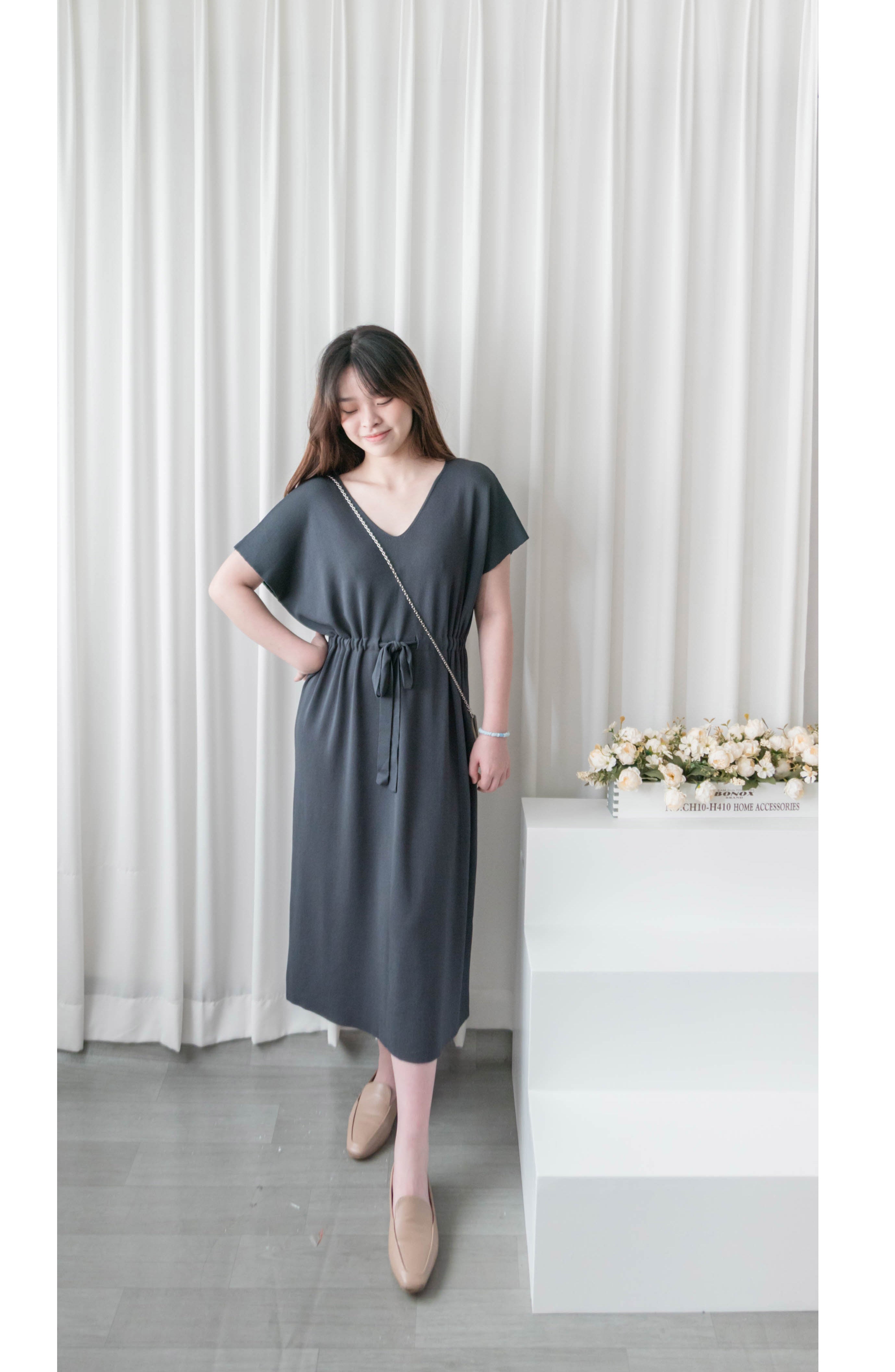 (售完即止款) Knit V領線料彈性氣質修腰溫柔連身裙, Dress/ DS9322 (Steelblue sold out)