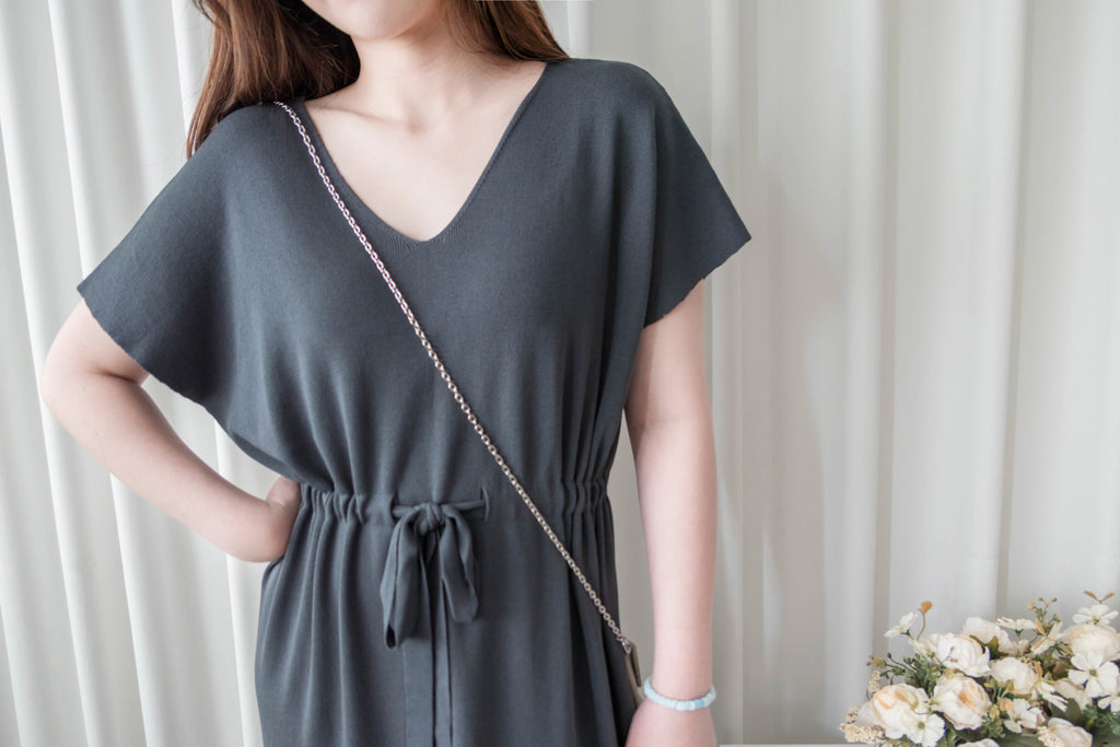 (售完即止款) Knit V領線料彈性氣質修腰溫柔連身裙, Dress/ DS9322 (Steelblue sold out)