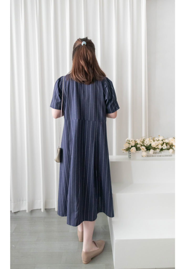 Navy Stripe 隨性防皺麻棉條紋高腰線裙擺車褶, Dress/ DS9312