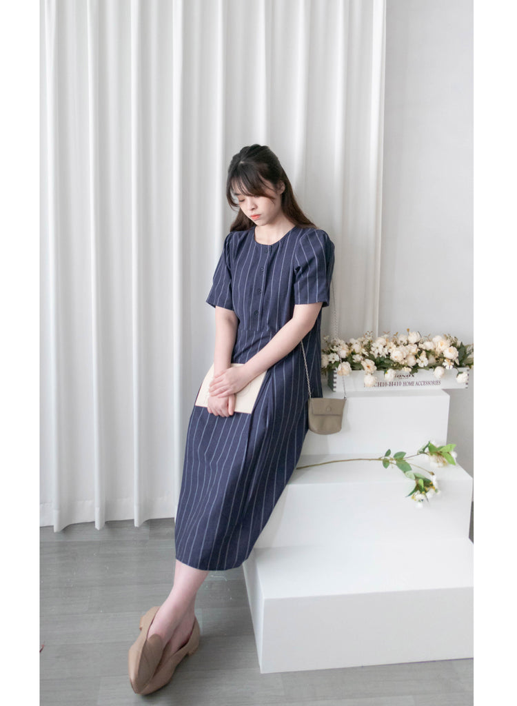 Navy Stripe 隨性防皺麻棉條紋高腰線裙擺車褶, Dress/ DS9312