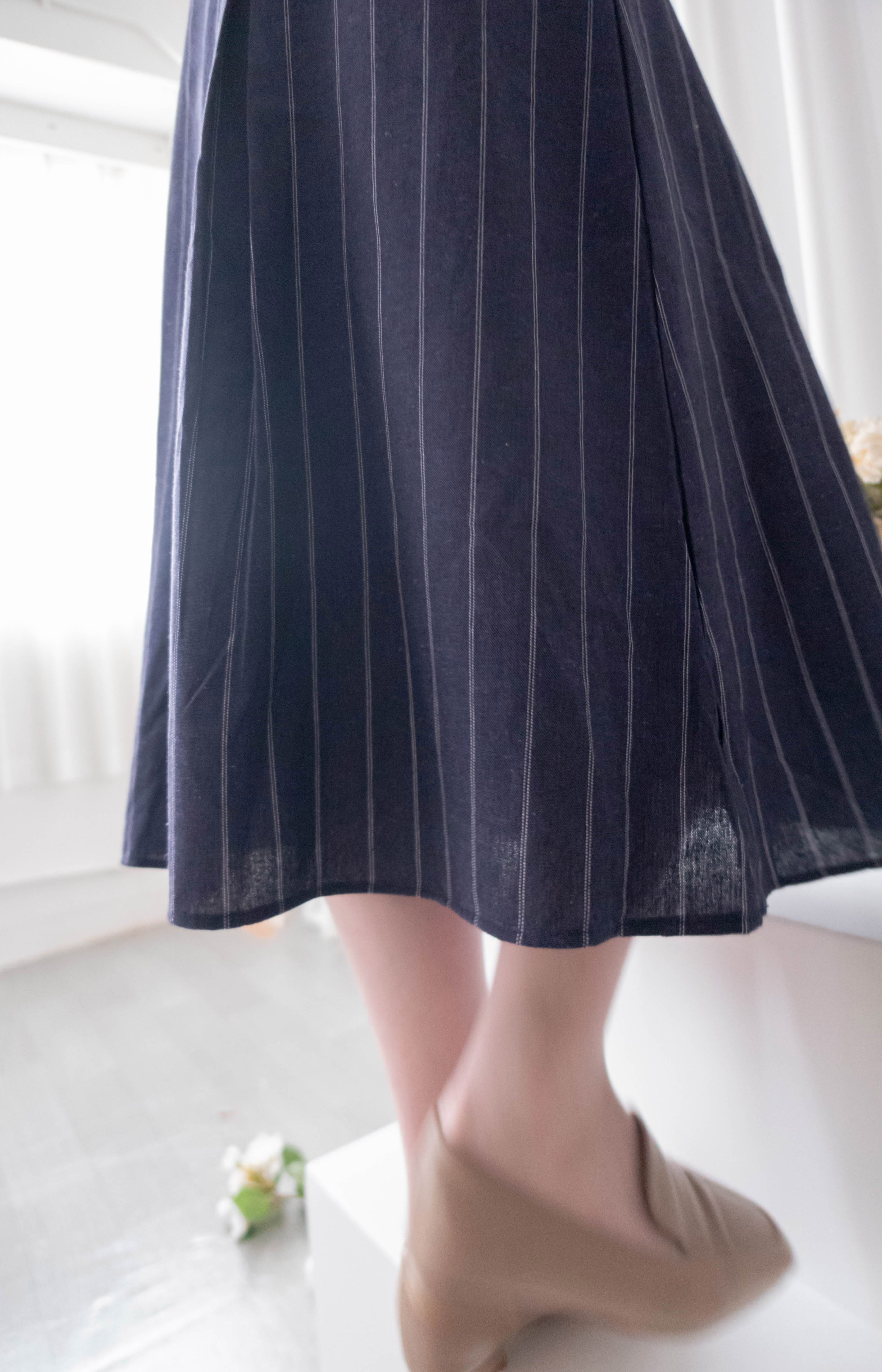 Navy Stripe 隨性防皺麻棉條紋高腰線裙擺車褶, Dress/ DS9312