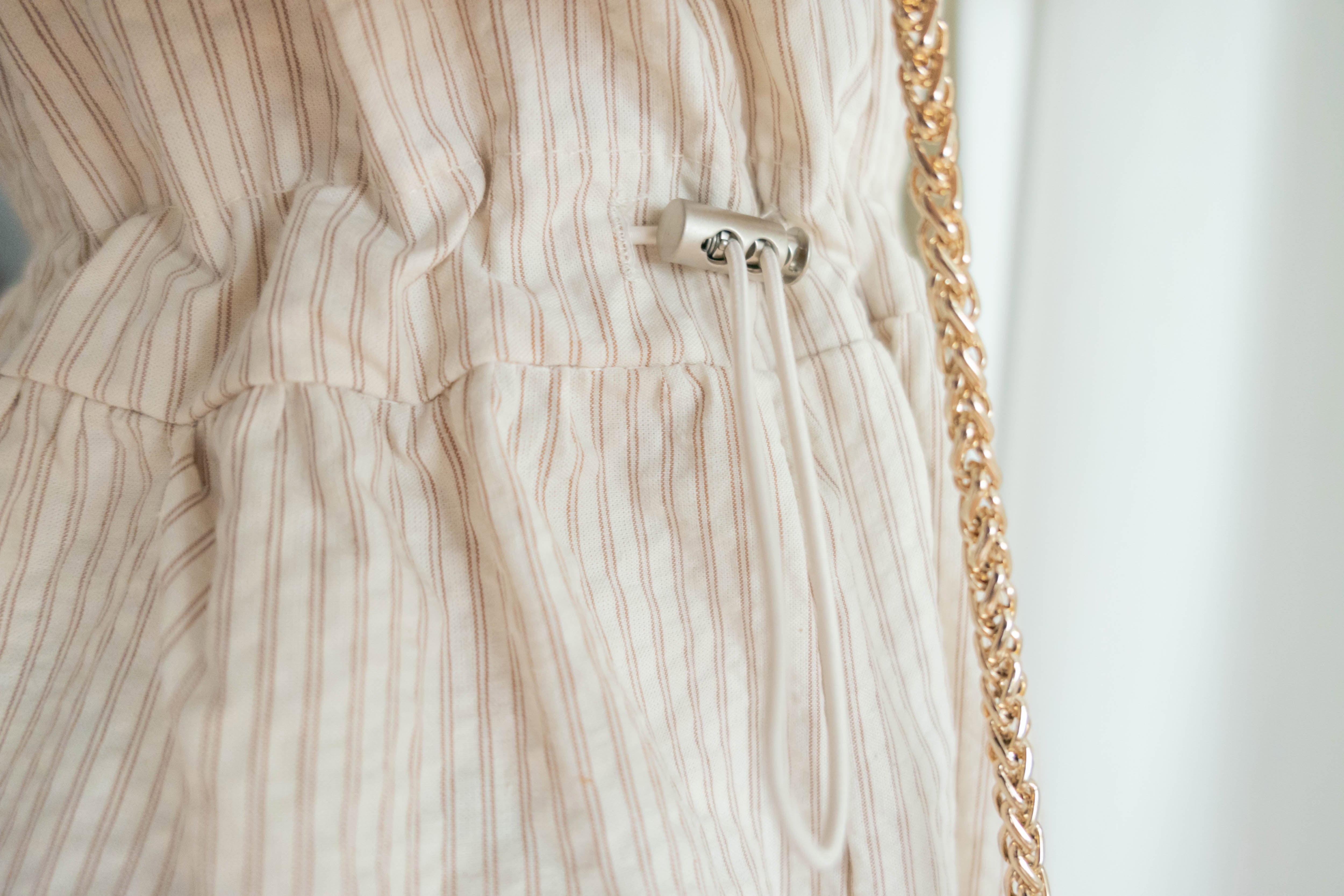 Beige Stripe 杏色淺條紋溫柔感修腰連身裙, Dress/ DS9315