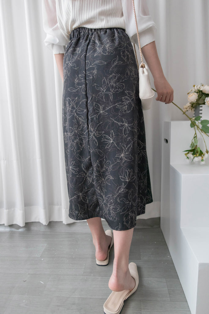 Blooming Tulip 優雅線條盛放鬱金香微傘裙, Dress/ SK8738