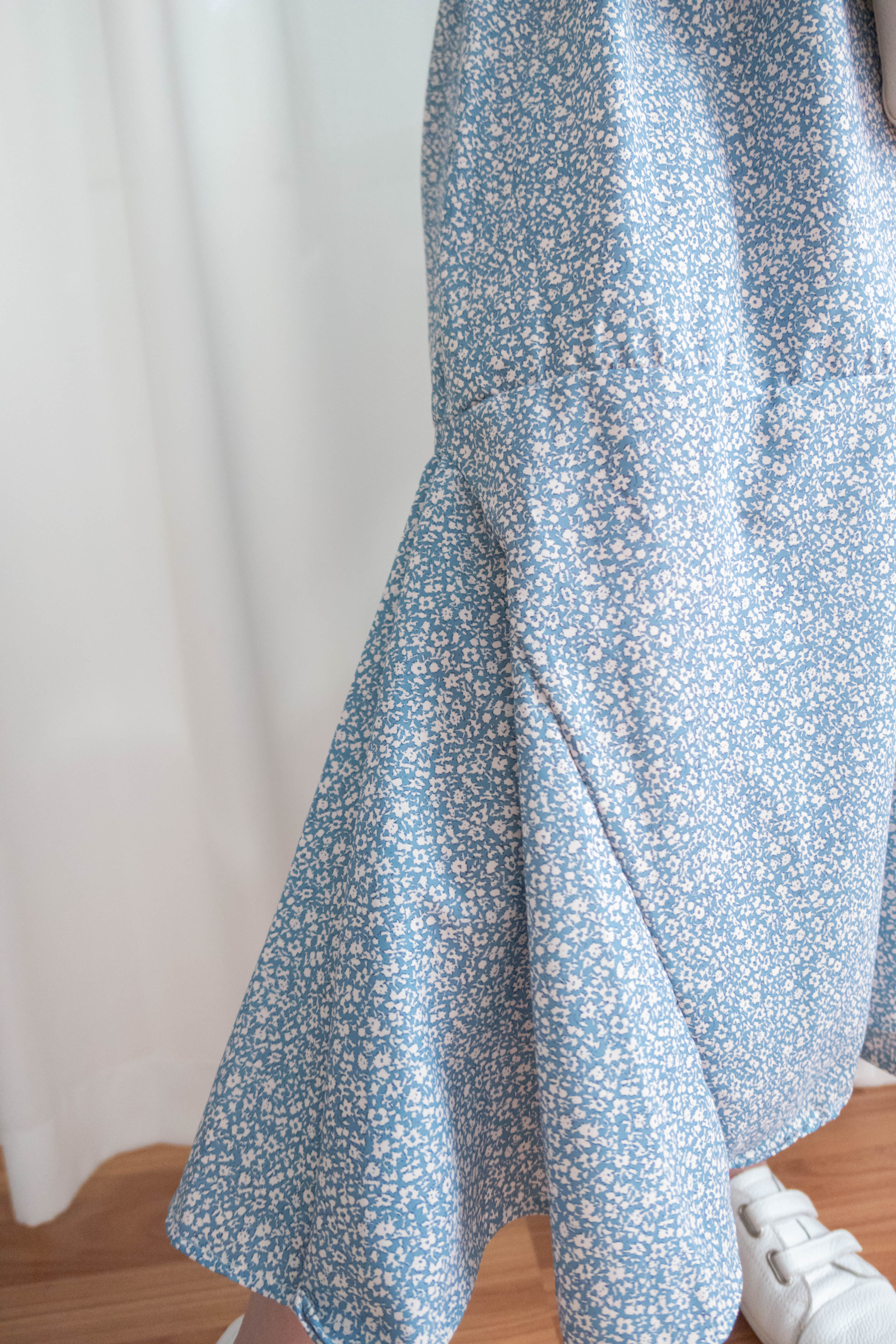 !𝕃𝔸𝕊𝕋 𝔽𝔼𝕎! Babybreath 藍色滿天星印花寬鬆魚尾連身裙, Dress/ DS9318