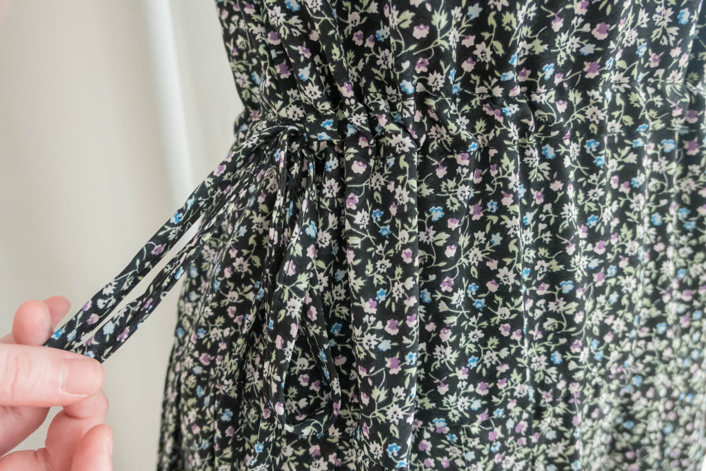 Blackberry 黑梅子彩花側蝴蝶腰下百褶傘裙, Dress/ DS9319