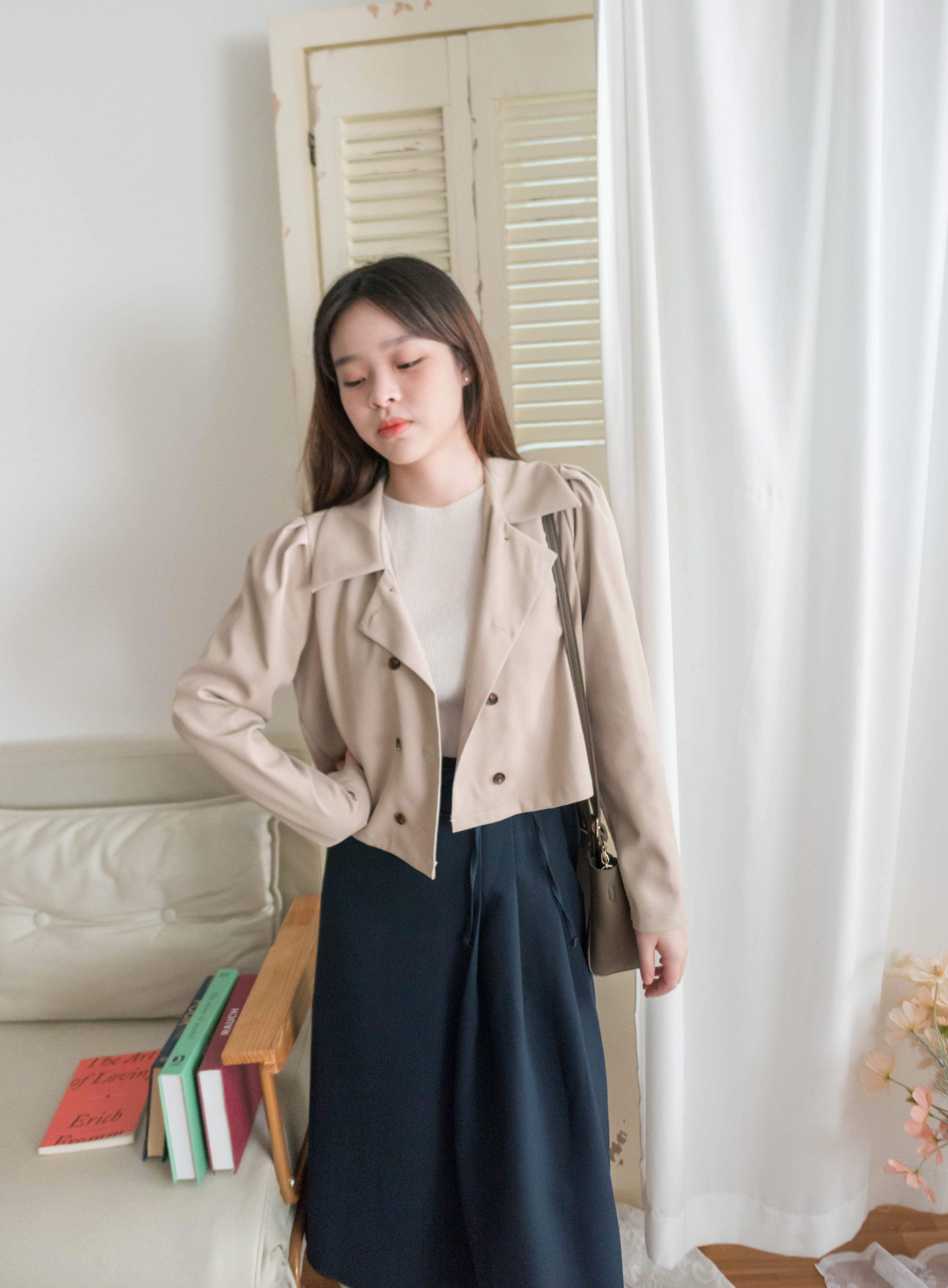 Beige 杏色雙排鈕扣反領口外套或上衣, Blouse/ JK8117