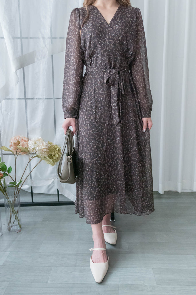 Lavender Floral 彩色幾何薰衣草疊領口飄逸雪紡連身裙, Dress/ DS9328