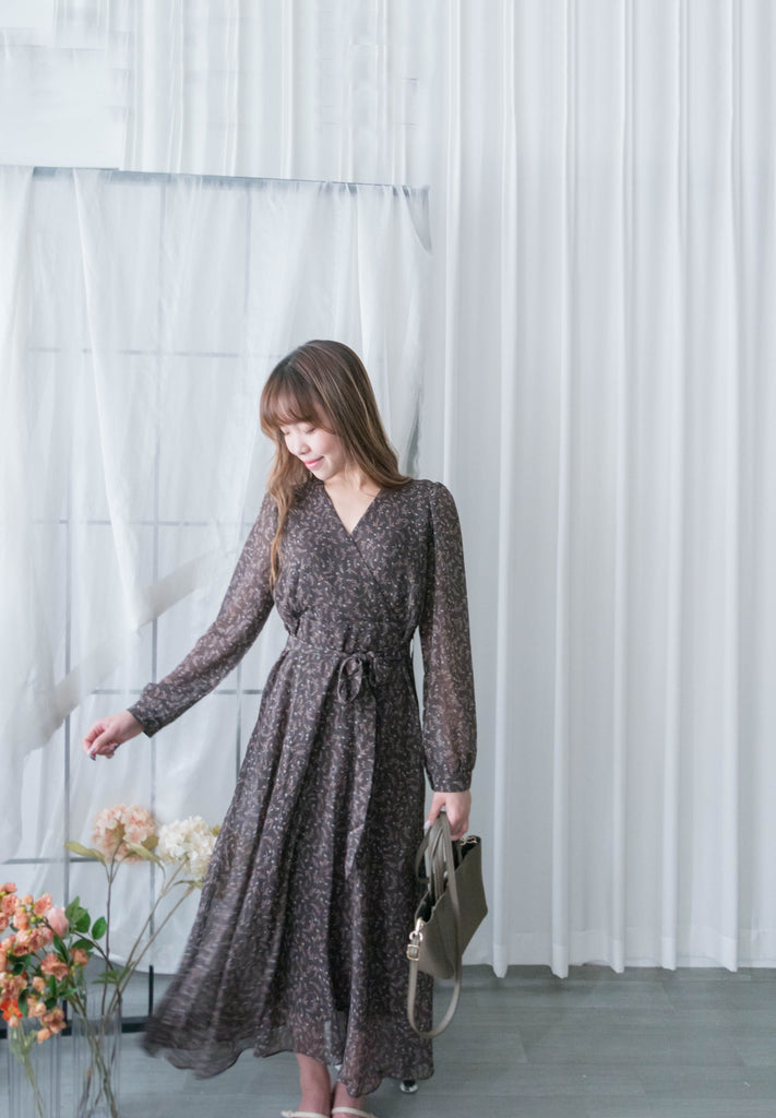 Lavender Floral 彩色幾何薰衣草疊領口飄逸雪紡連身裙, Dress/ DS9328