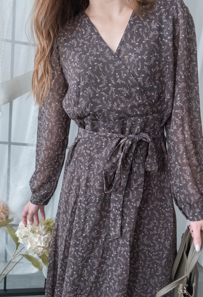 Lavender Floral 彩色幾何薰衣草疊領口飄逸雪紡連身裙, Dress/ DS9328