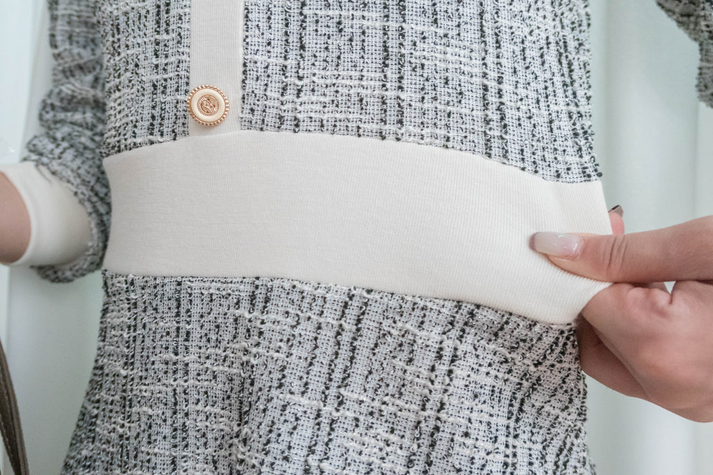 My Coco 十字線混灰細緻金鈕全彈性氣質連身裙, Dress/ DS9327