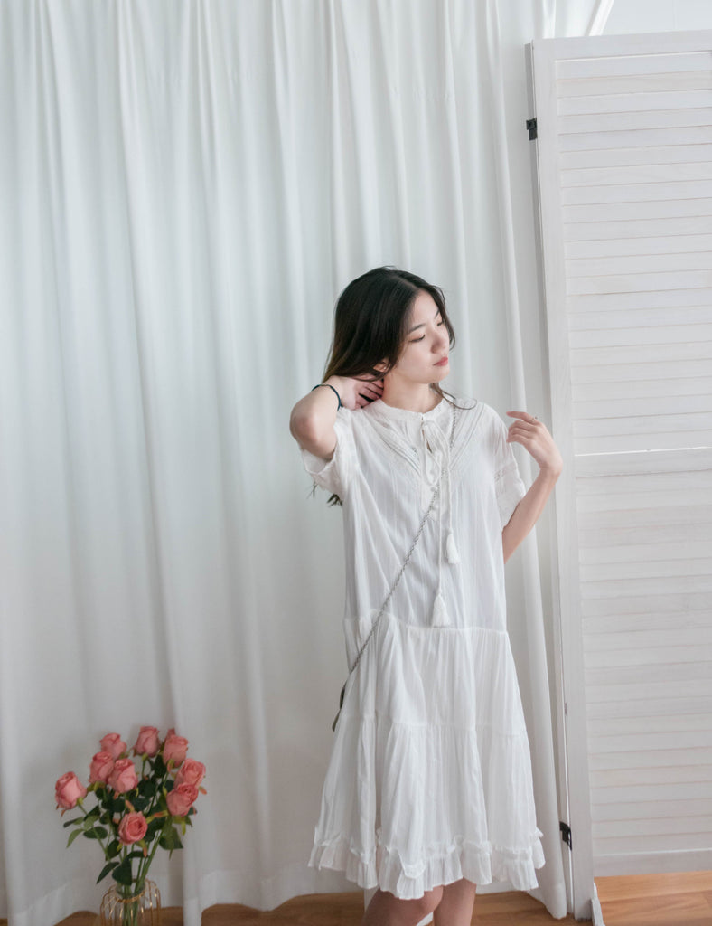 Ethnic Pattern 白色通花流蘇領口飄逸多層, Dress(售完即止) / DS9317