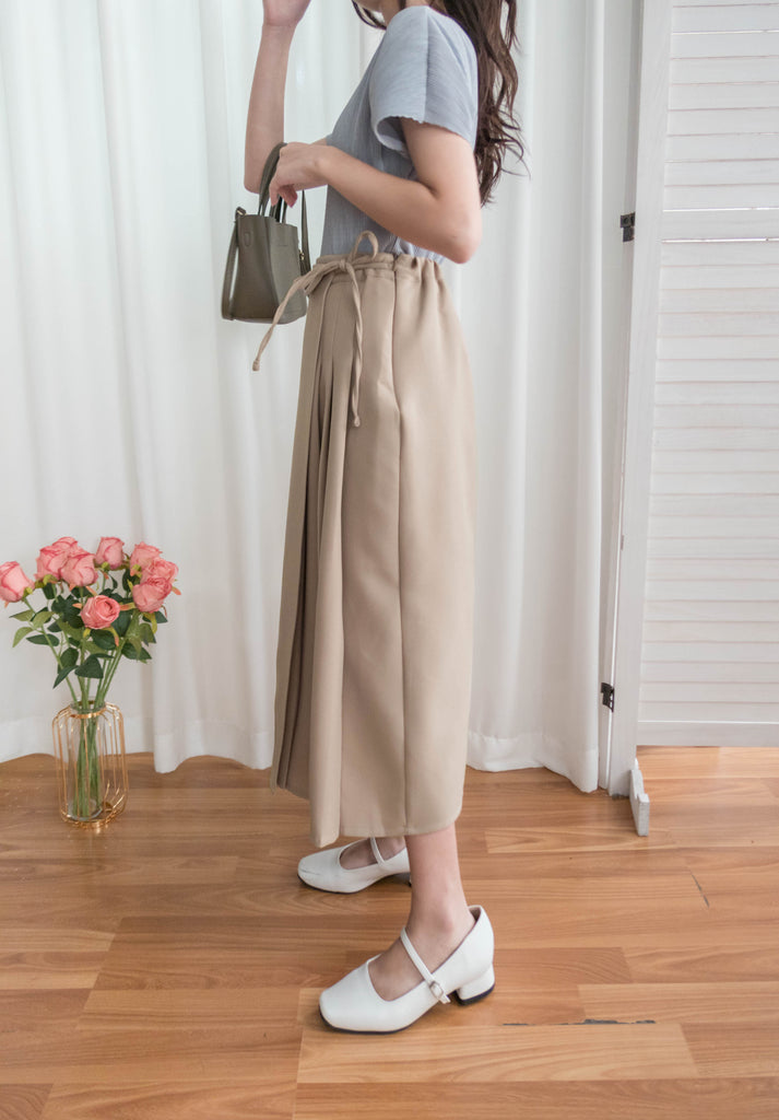 Pleated Ribbon 交疊內百摺蝴蝶結高腰半身裙, Skirt/ SK8739 (奶茶 BurlyWood sold out)