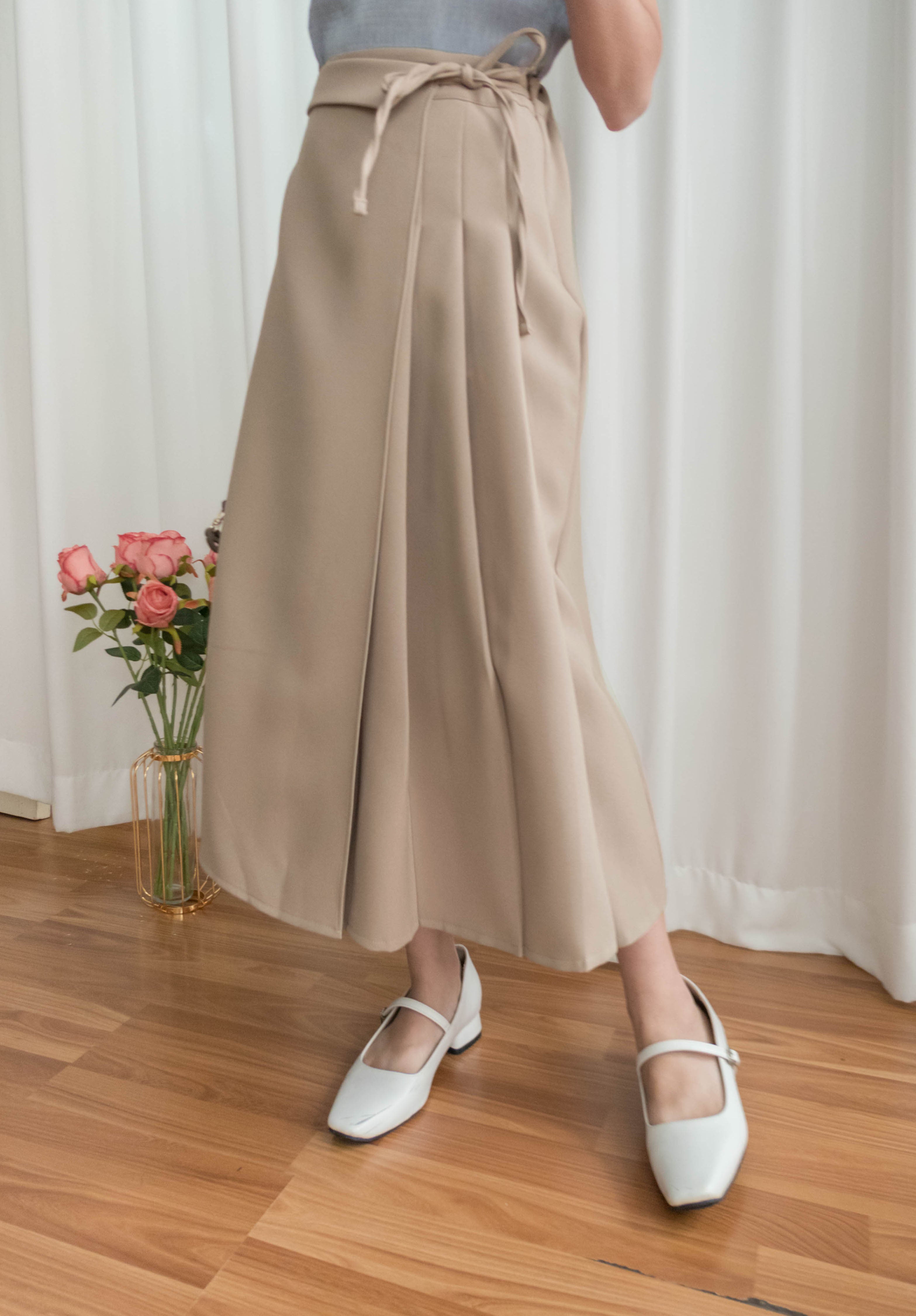 Pleated Ribbon 交疊內百摺蝴蝶結高腰半身裙, Skirt/ SK8739 (奶茶 BurlyWood sold out)