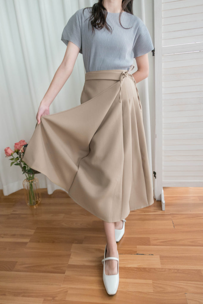 Pleated Ribbon 交疊內百摺蝴蝶結高腰半身裙, Skirt/ SK8739 (奶茶 BurlyWood sold out)