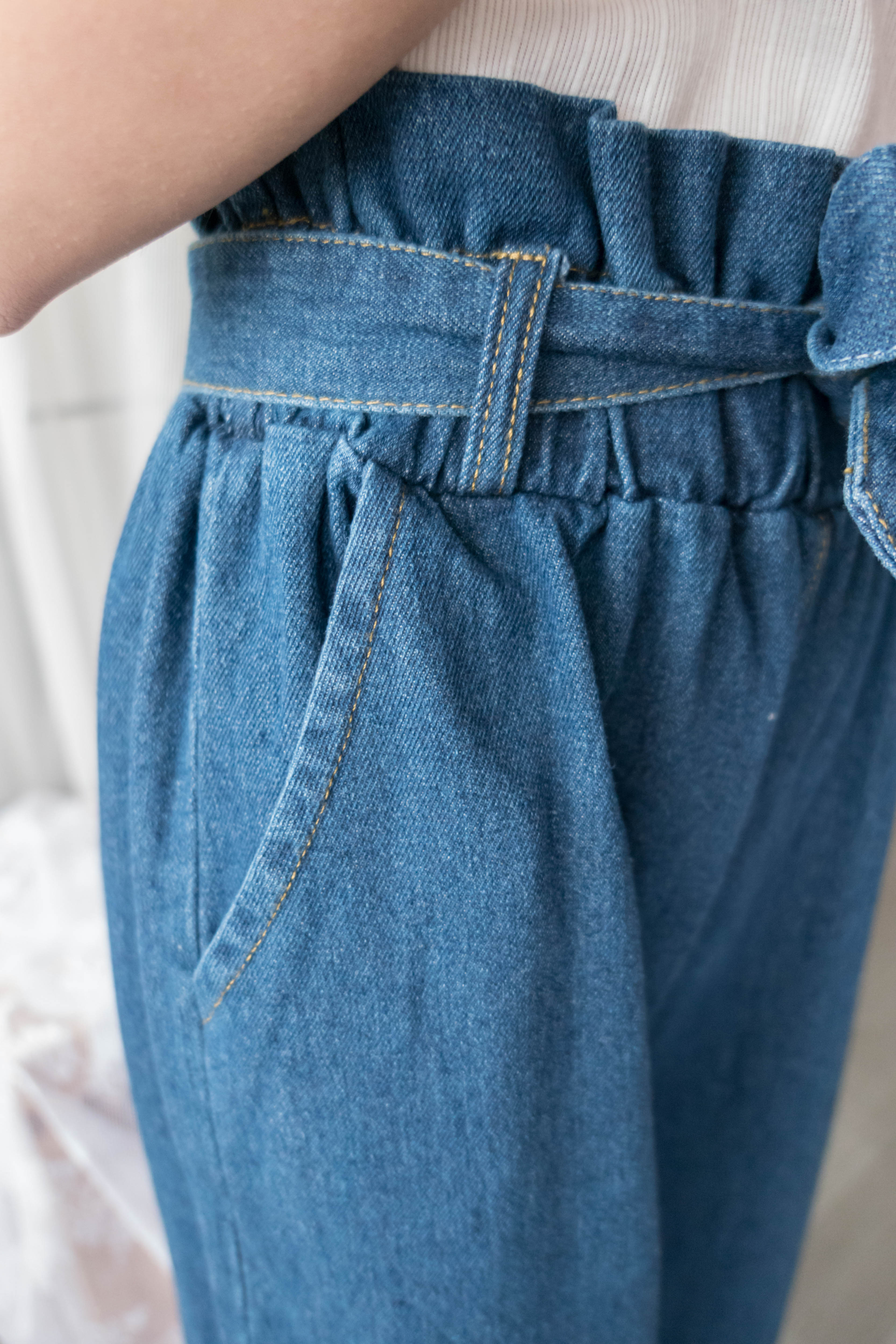 Pleated Waist 百褶橡筋高腰連腰帶直腳牛仔褲, Jeans/ PT8396