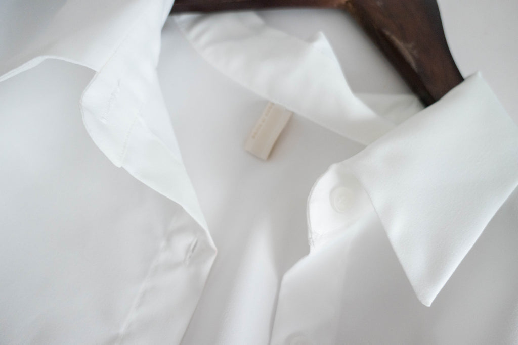 Neat Feminine 不易皺白色弧形衣尾百搭恤衫, Shirt / BU8966
