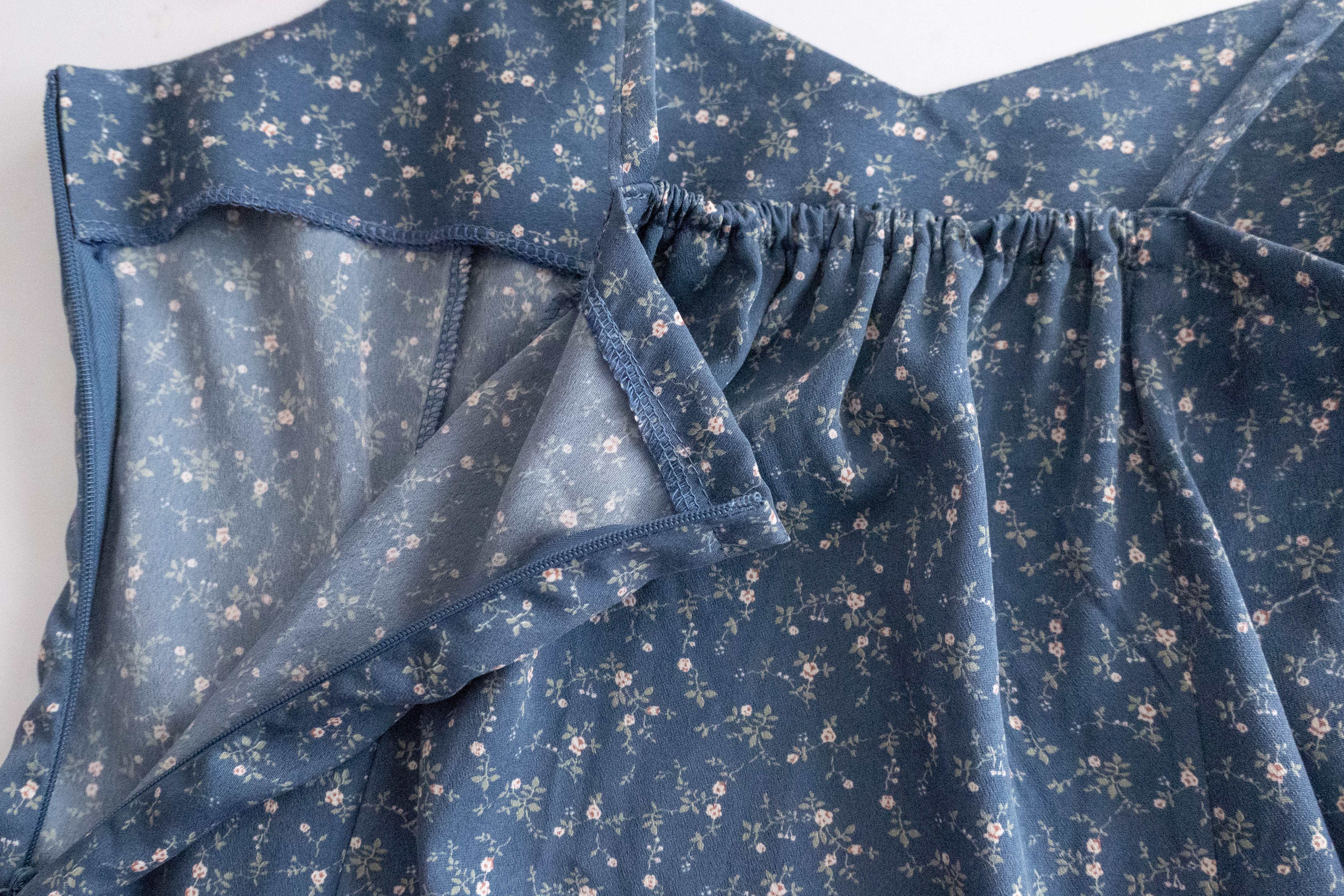 Floral Vest 細帶V領後背橡筋輕優雅吊帶裙, Dress/ DS9329 (Lightsteelblue sold out)