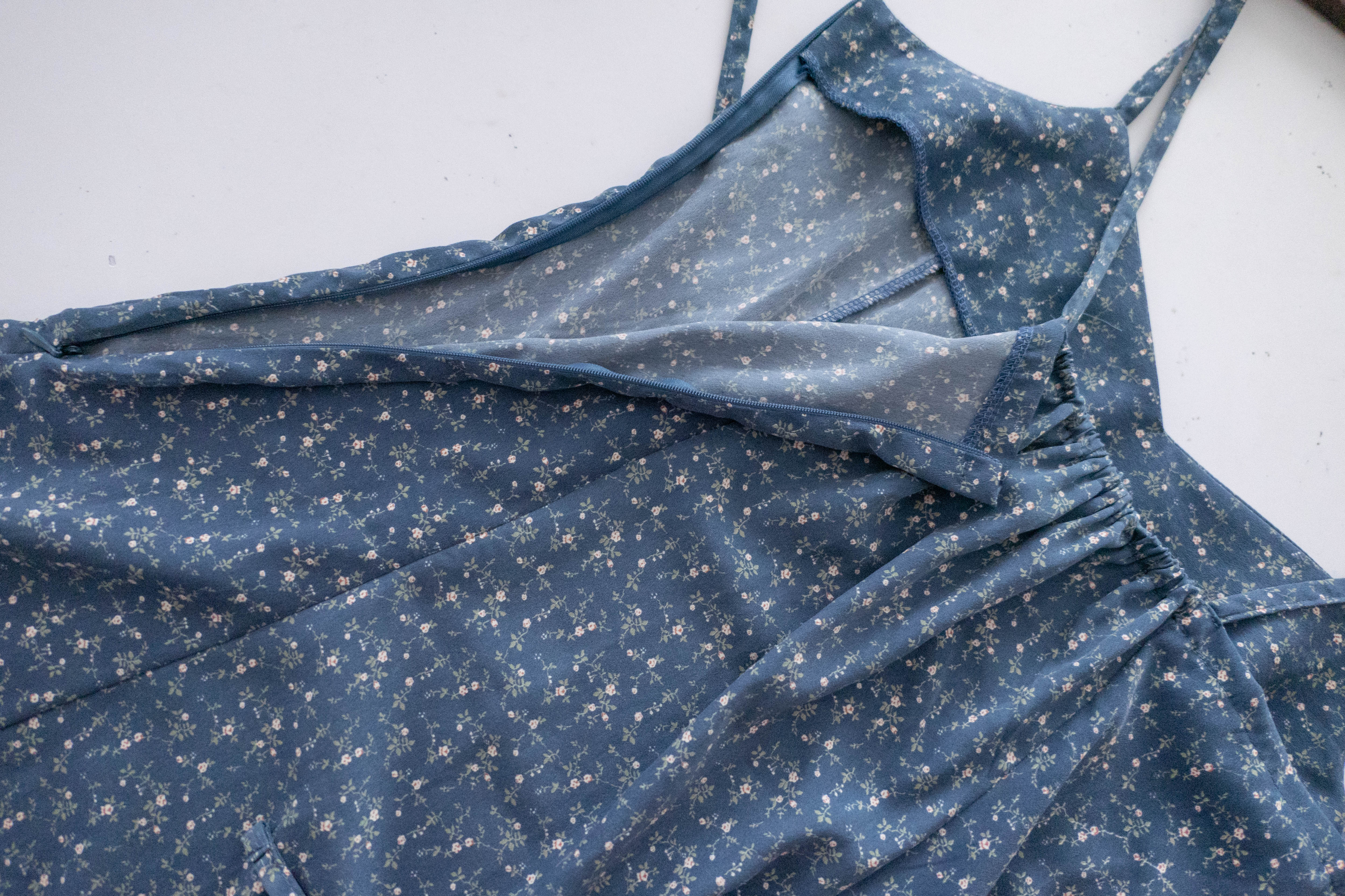 Floral Vest 細帶V領後背橡筋輕優雅吊帶裙, Dress/ DS9329 (Lightsteelblue sold out)