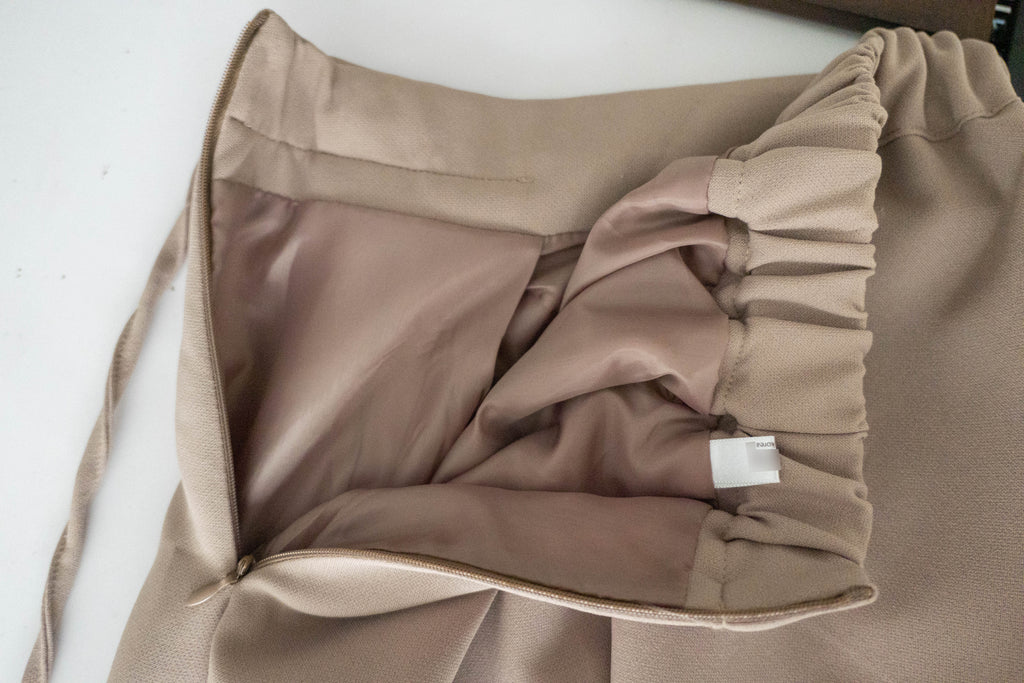 Pleated Ribbon 交疊內百摺蝴蝶結高腰半身裙, Skirt/ SK8739 (奶茶 BurlyWood sold out)