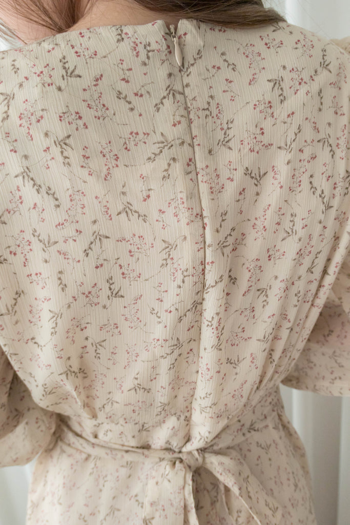 Lavender Floral 彩色幾何薰衣草疊領口飄逸雪紡連身裙, Dress/ DS9328
