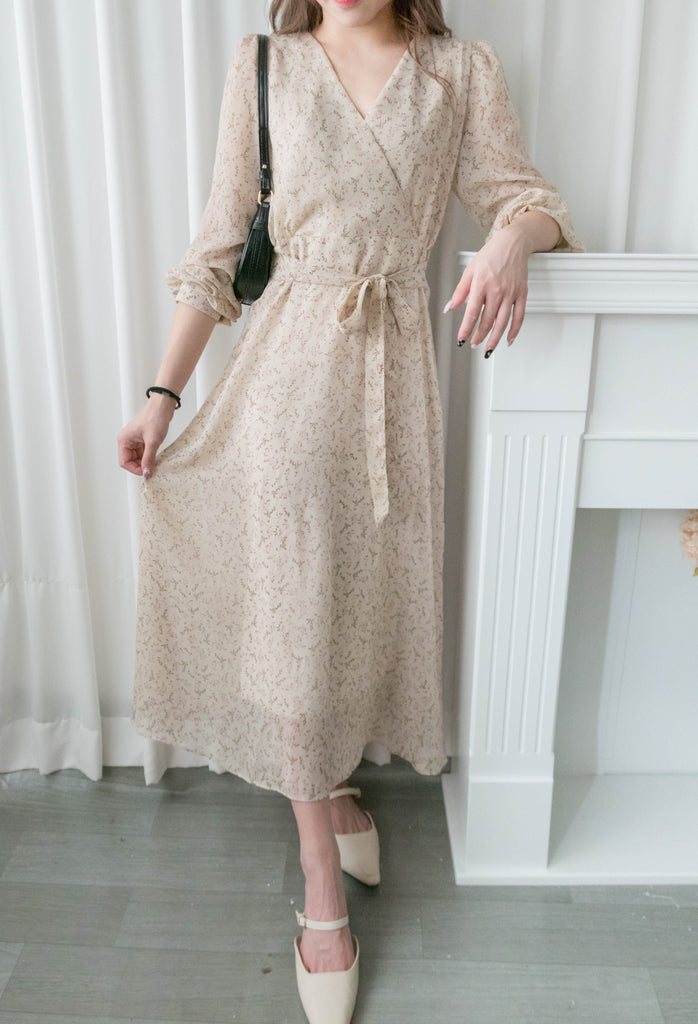 Lavender Floral 彩色幾何薰衣草疊領口飄逸雪紡連身裙, Dress/ DS9328