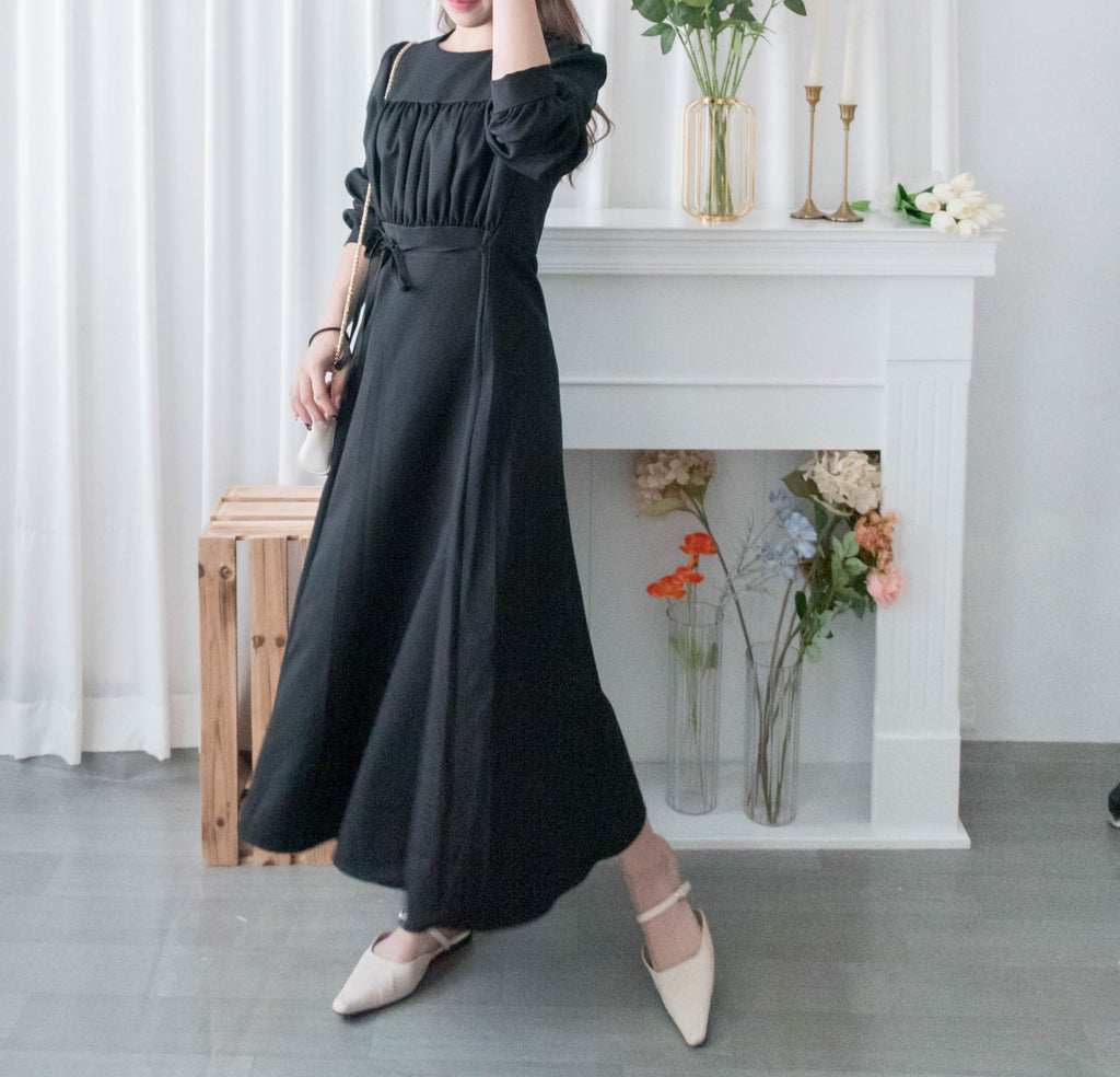 Audrey 輕優雅前Ruffle搖曳裙擺連身裙, Dress/ DS9330
