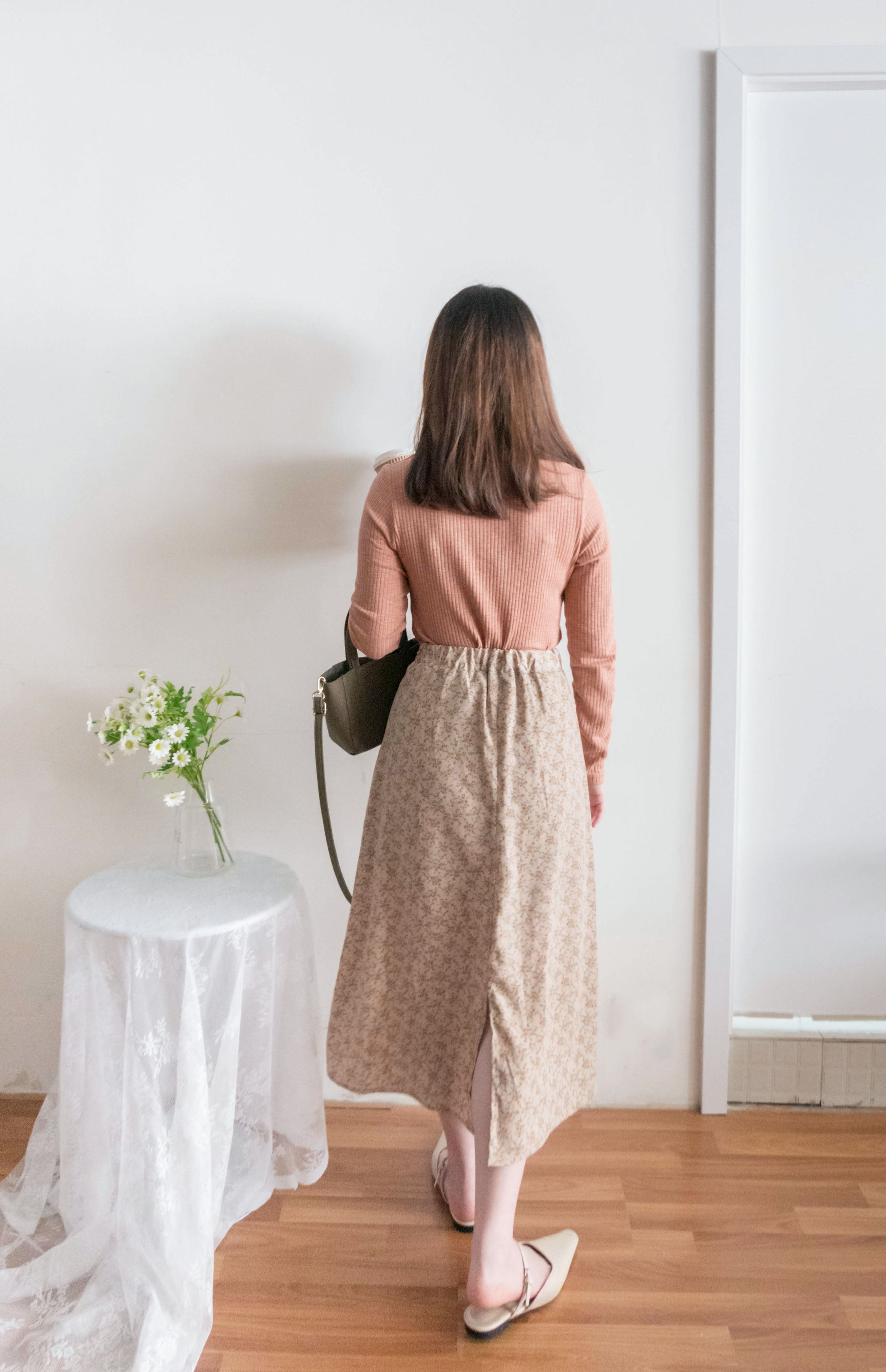 Hug 親膚顯瘦暗條紋彈性上衣或外套, Cardigan/ TP8897 (white sold out)