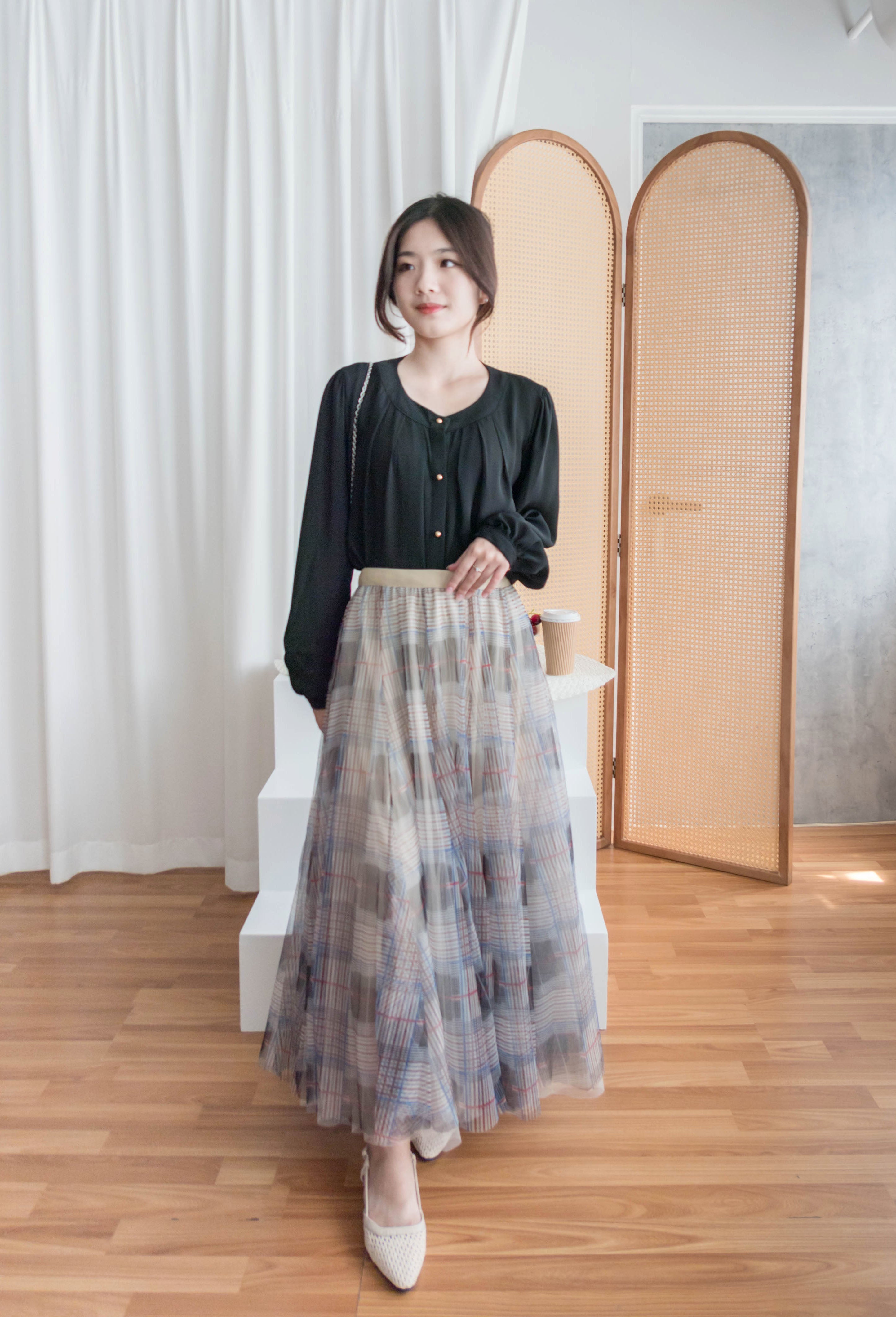 Pleated Collar 車褶圓領圓金鈕雪紡上衣, Blouse/ BU8973