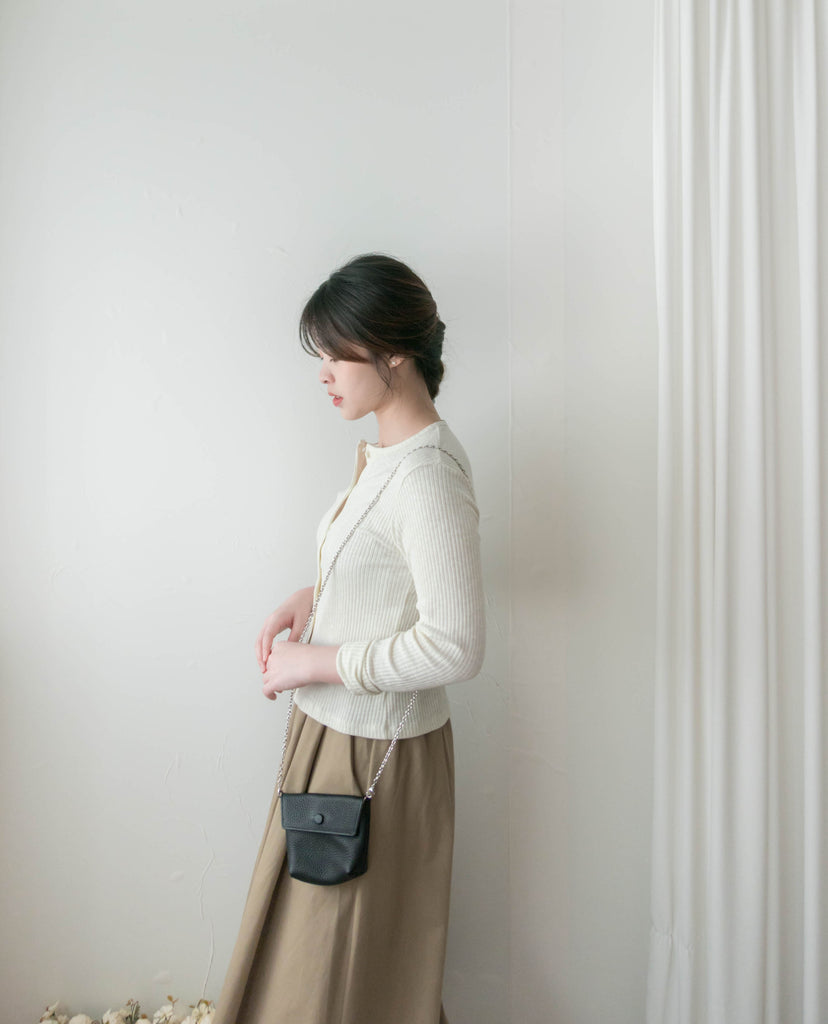 Hug 親膚顯瘦暗條紋彈性上衣或外套, Cardigan/ TP8897 (white sold out)