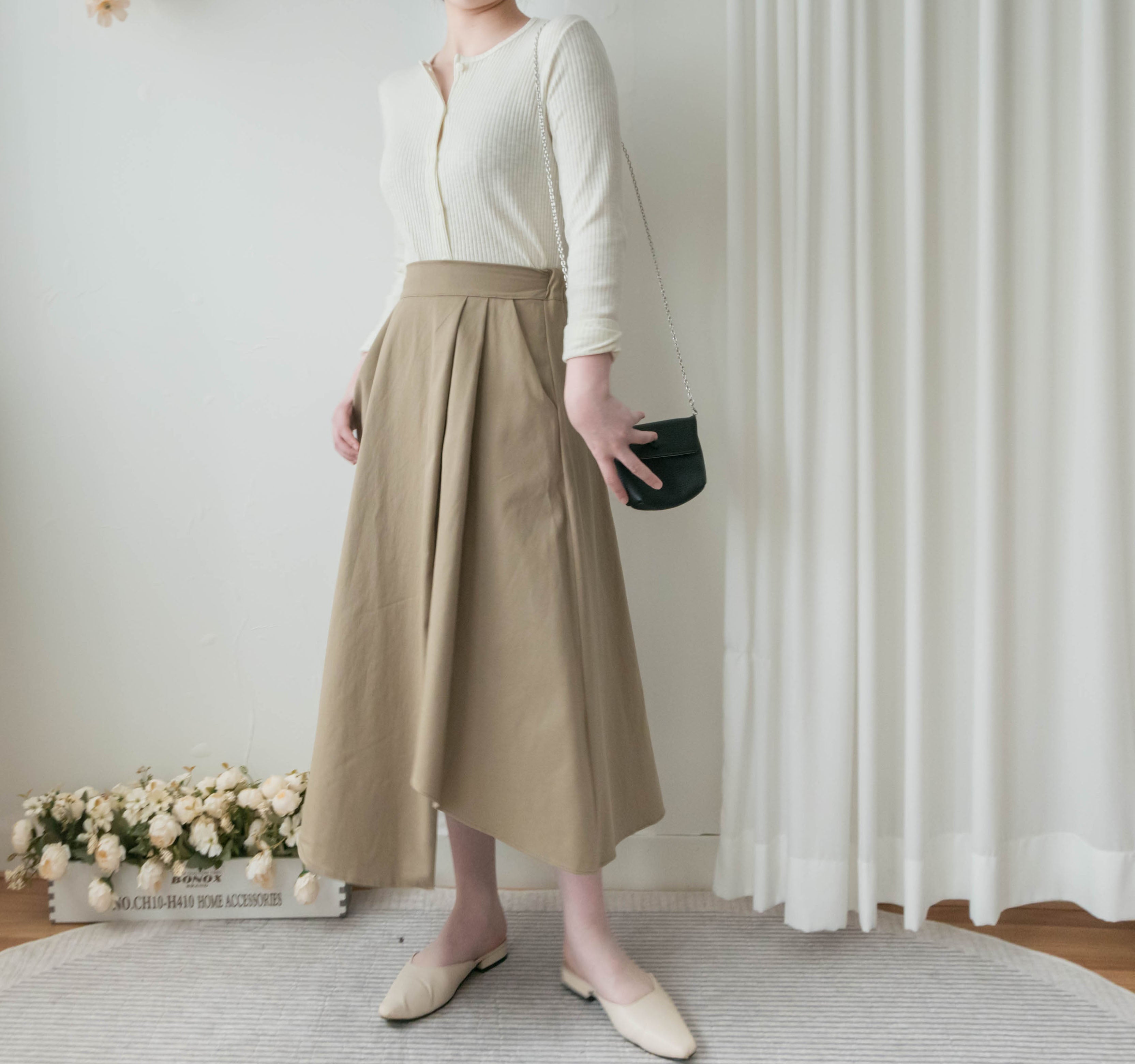 Asymmetrical 不規則口袋後橡筋傘裙, Skirt/ SK8741