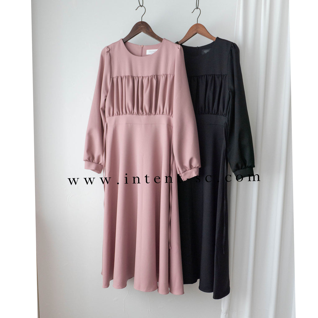 Audrey 輕優雅前Ruffle搖曳裙擺連身裙, Dress/ DS9330