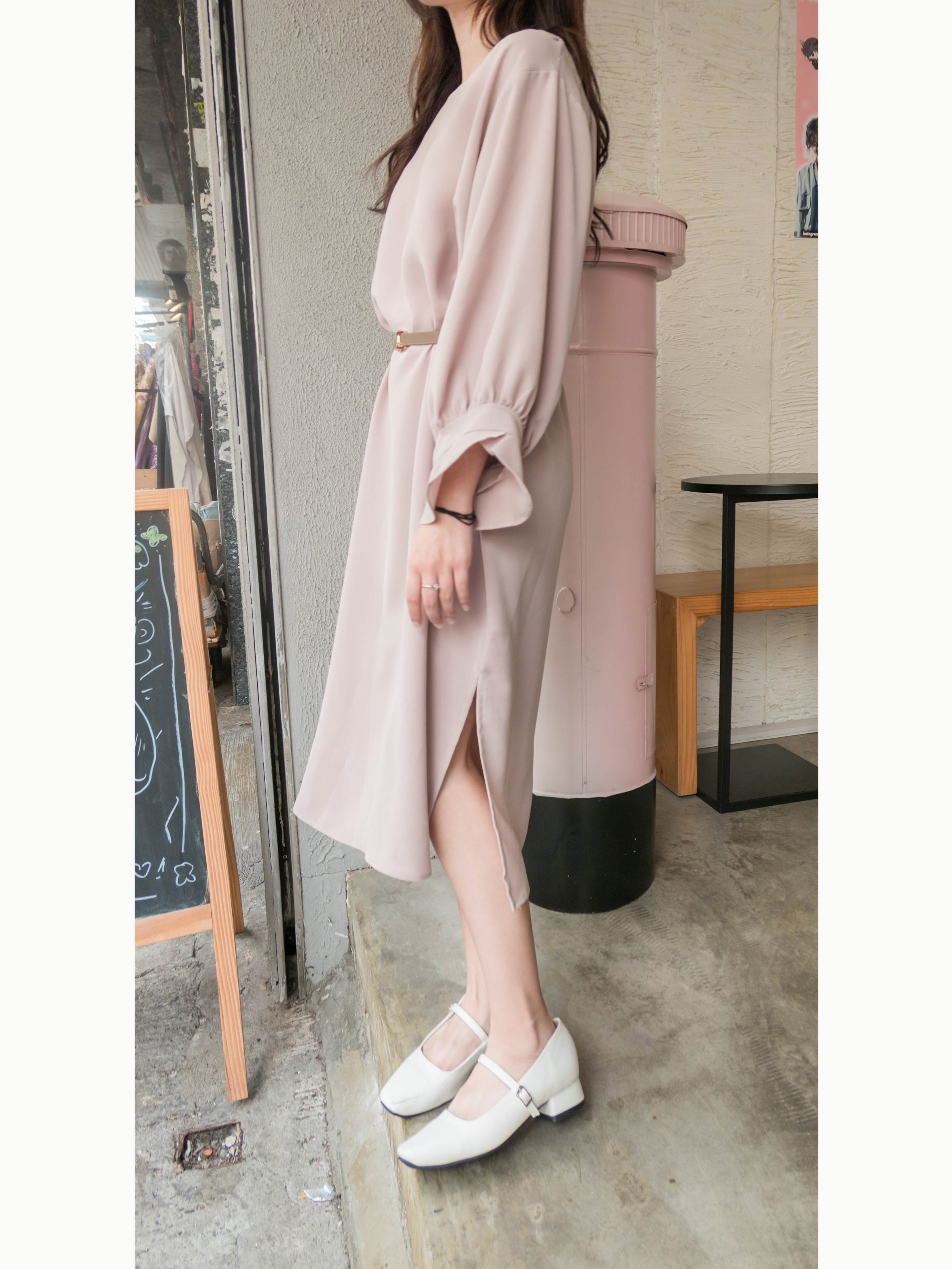 Petal Chiffon 雪紡側開叉花形袖口設計, Dress/ DS9345