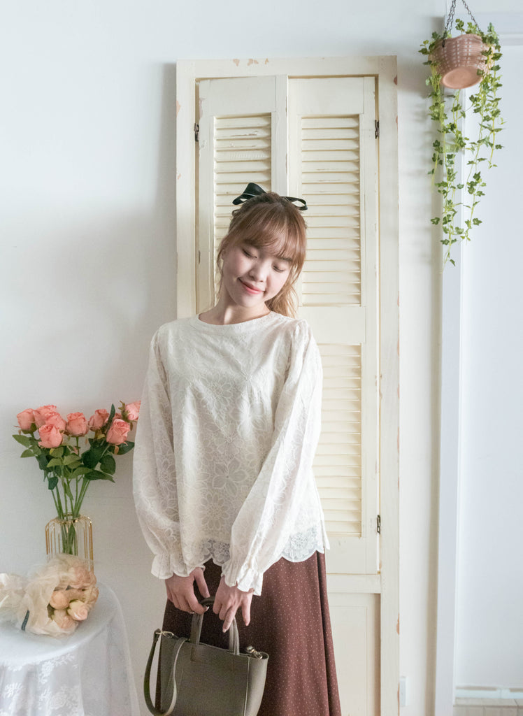 Daisy Lace 蕾絲小花連裡布花邊上衣, Blouse/ BU8979 (不設訂貨款)