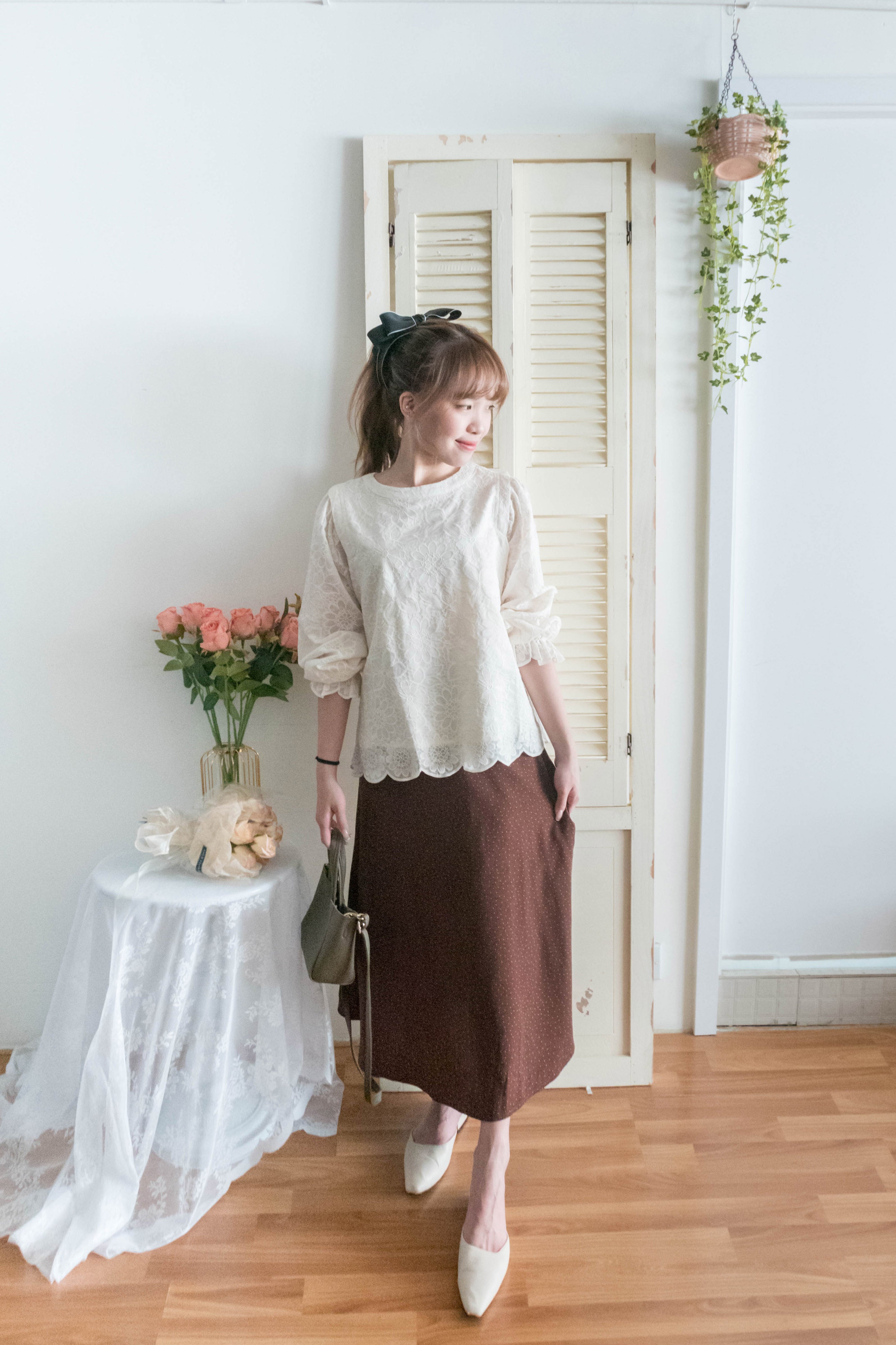 Daisy Lace 蕾絲小花連裡布花邊上衣, Blouse/ BU8979 (不設訂貨款)