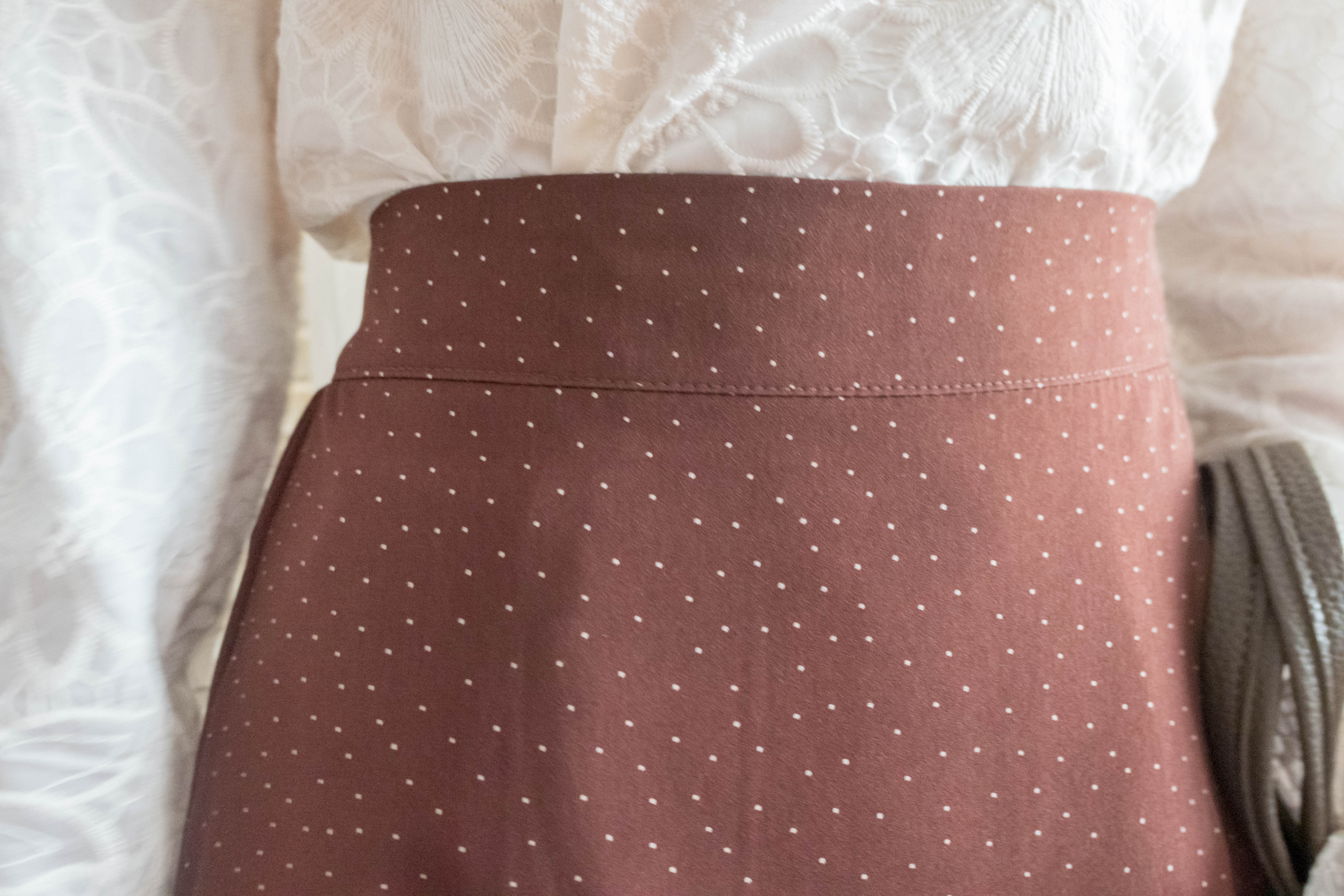 Snow Dot 雪花點點微光澤傘長裙, Skirt/ SK8743 (brown sold out)
