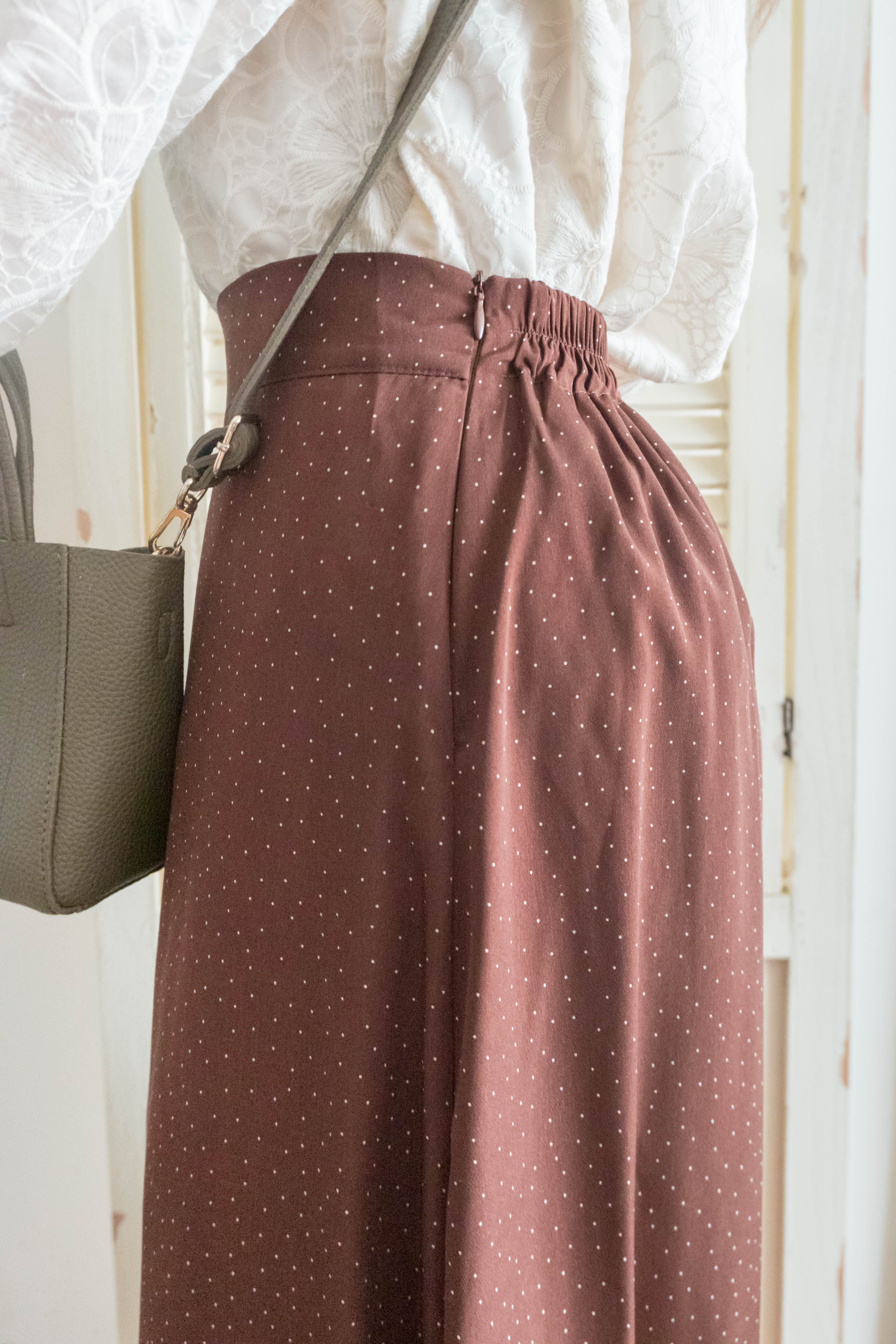 Snow Dot 雪花點點微光澤傘長裙, Skirt/ SK8743 (brown sold out)