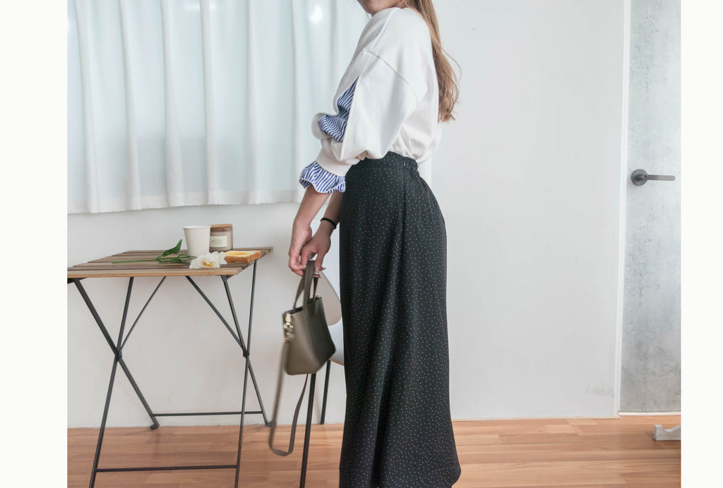 Snow Dot 雪花點點微光澤傘長裙, Skirt/ SK8743 (brown sold out)
