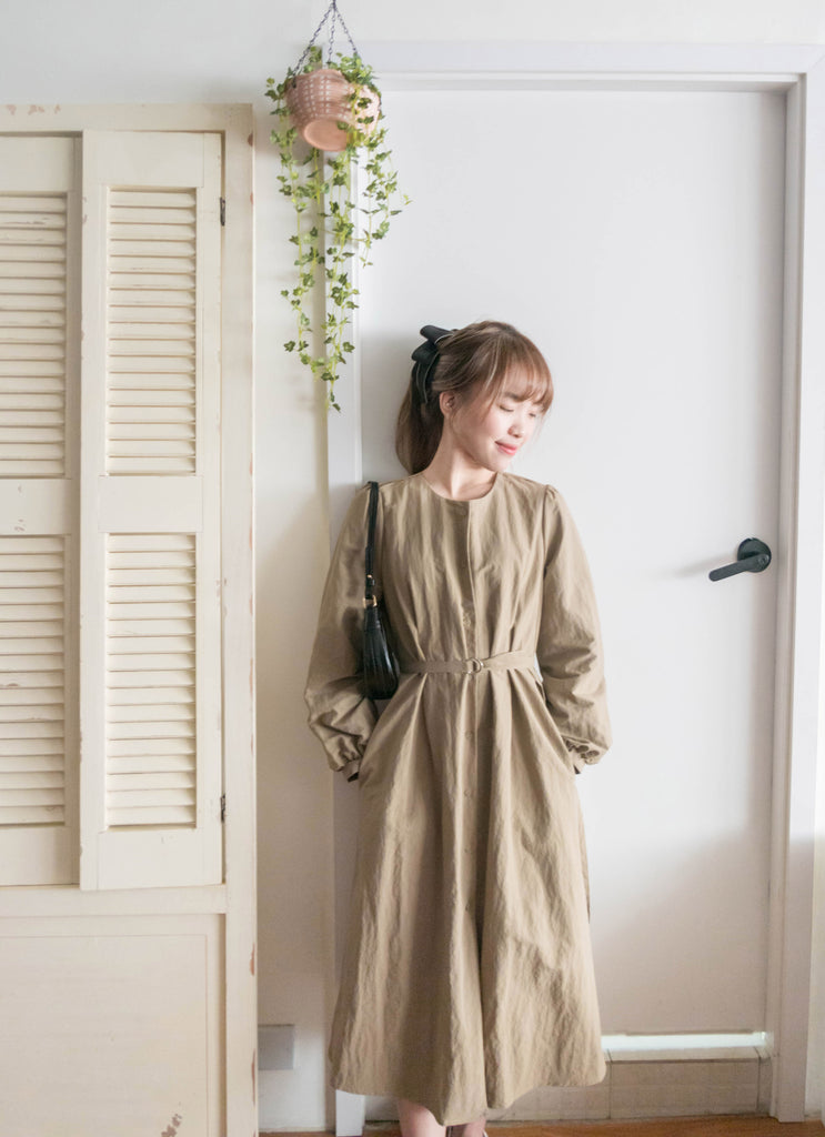 Hazelnut 半月腰帶杏色口袋修腰連身裙或外套, Dress & Outer /DS9343