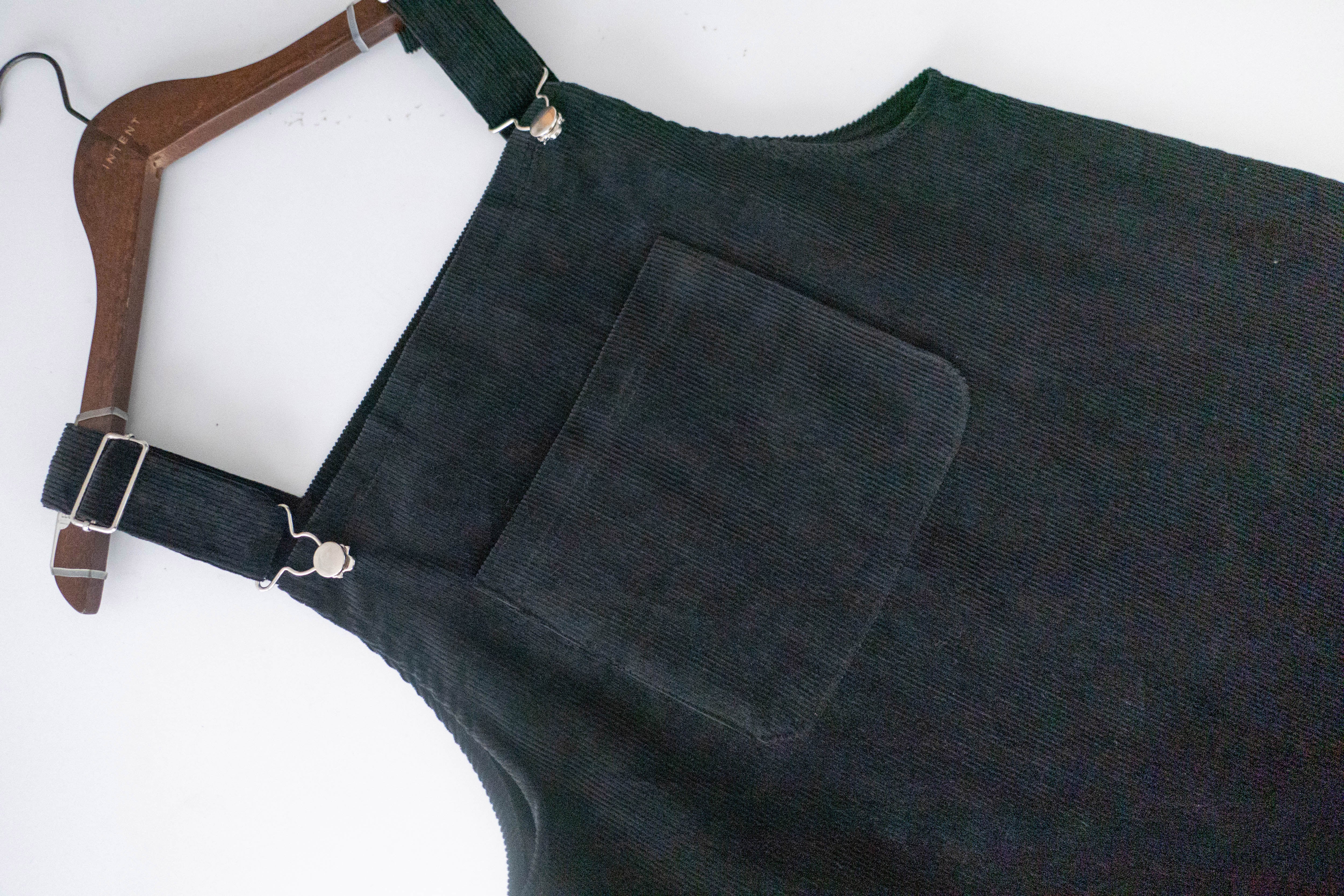 Jumpdress 黑色條紋登芯絨工人裙, Dress/ DS9334