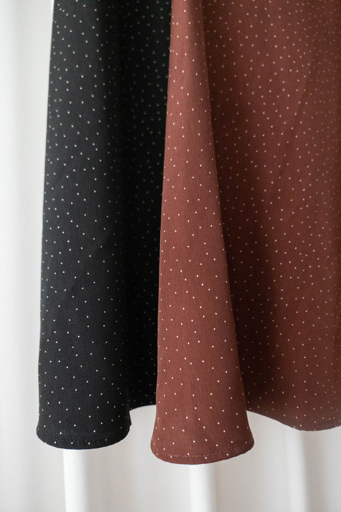 Snow Dot 雪花點點微光澤傘長裙, Skirt/ SK8743 (brown sold out)