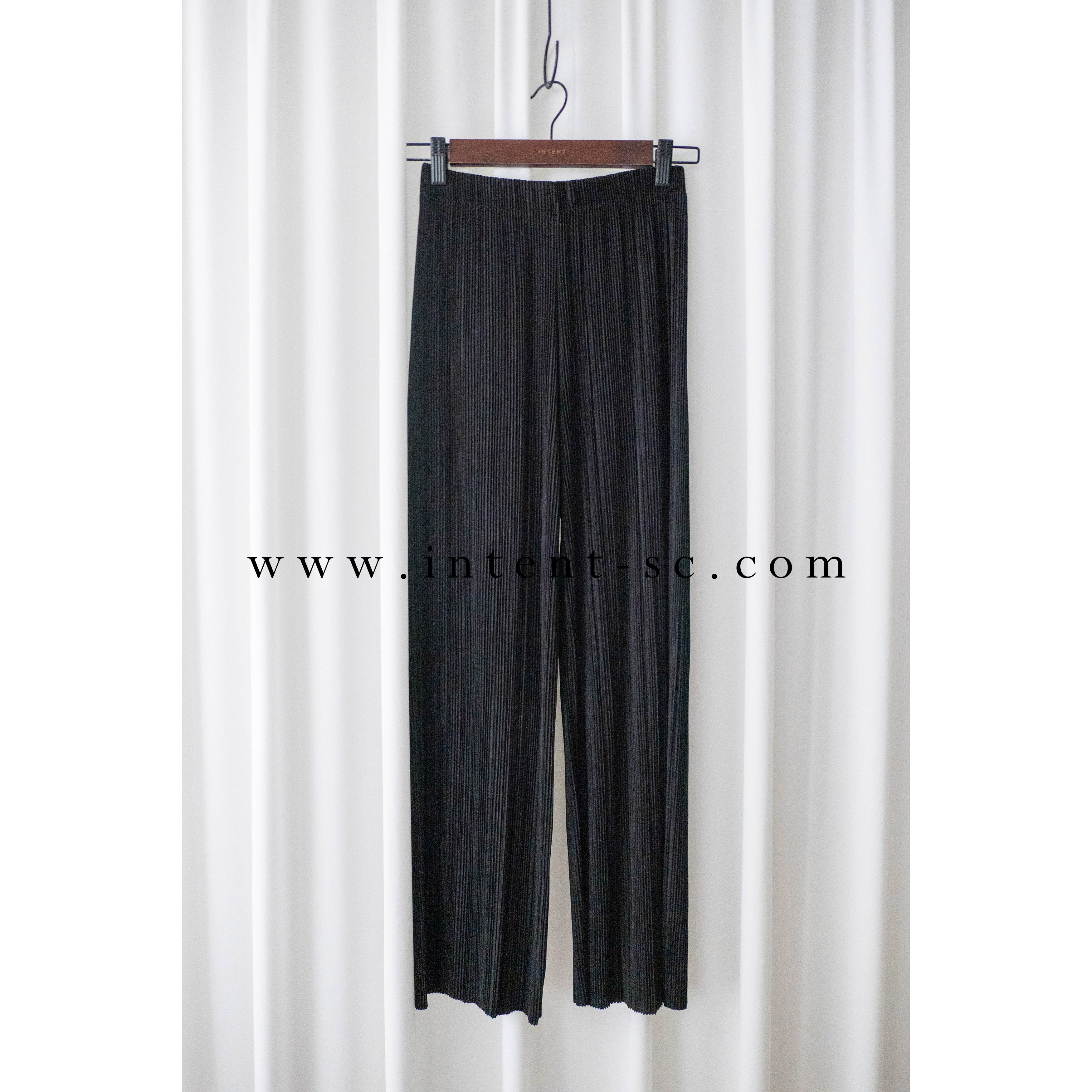 Black Pleated 黑色百褶垂感修腳長褲, Pants/ PT8395