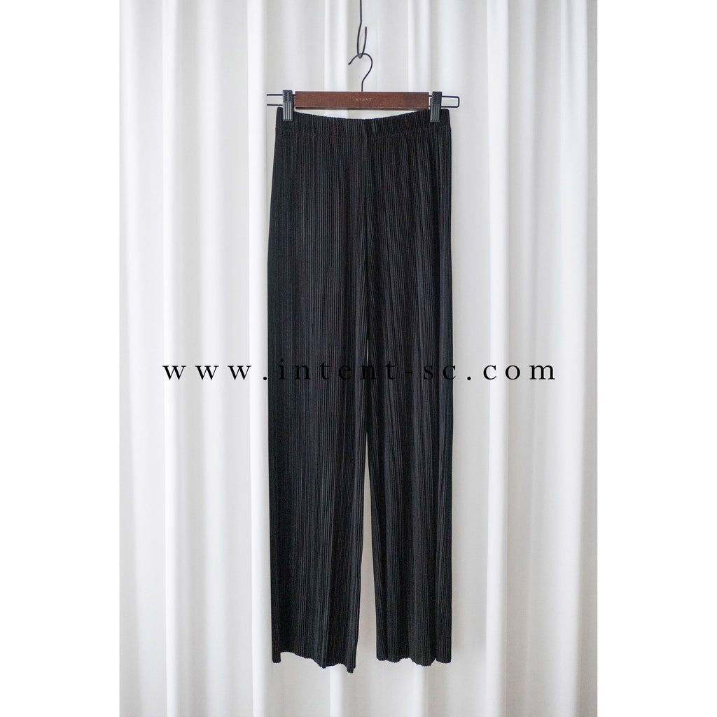 Black Pleated 黑色百褶垂感修腳長褲, Pants/ PT8395