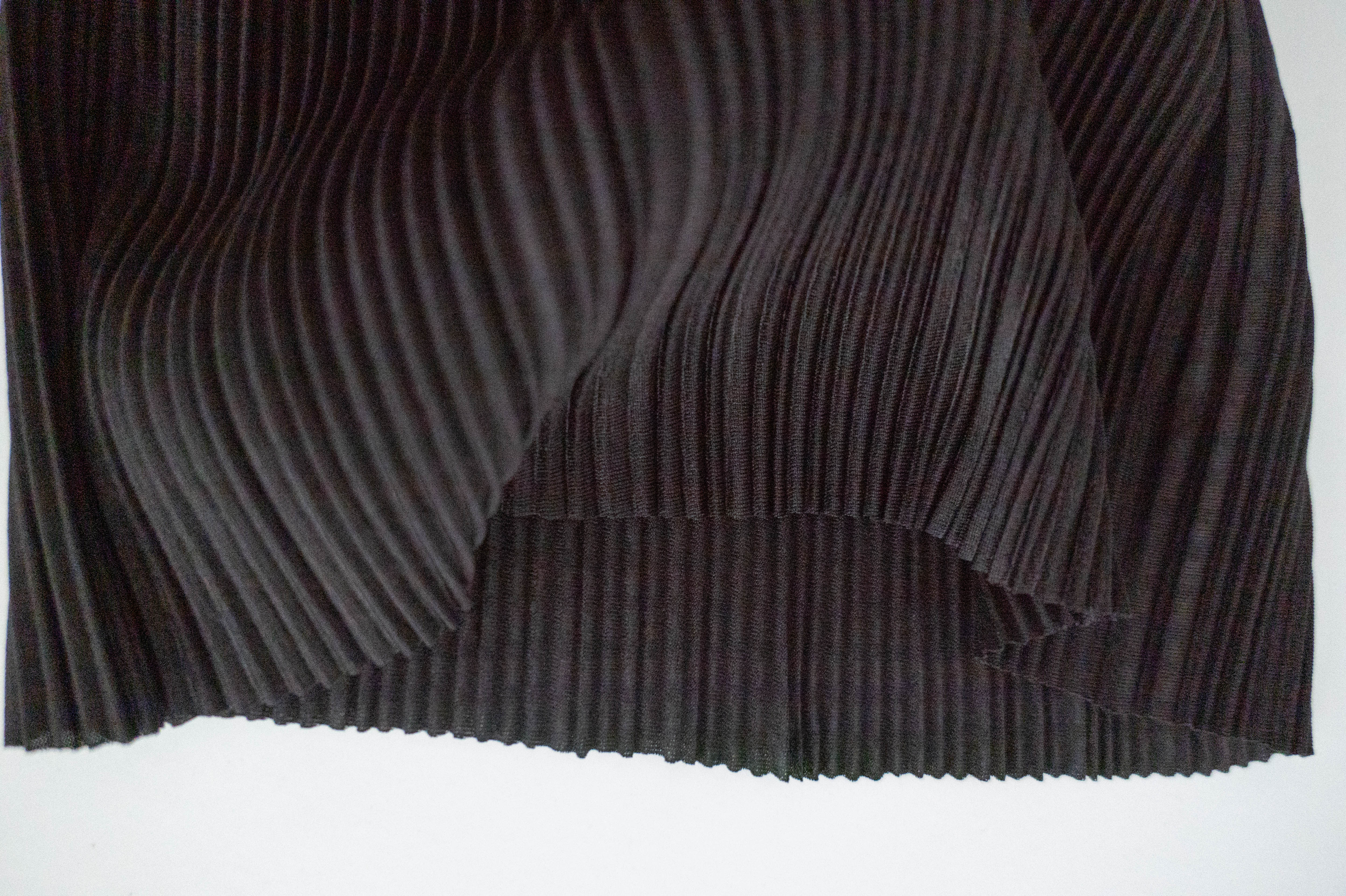 Black Pleated 黑色百褶垂感修腳長褲, Pants/ PT8395