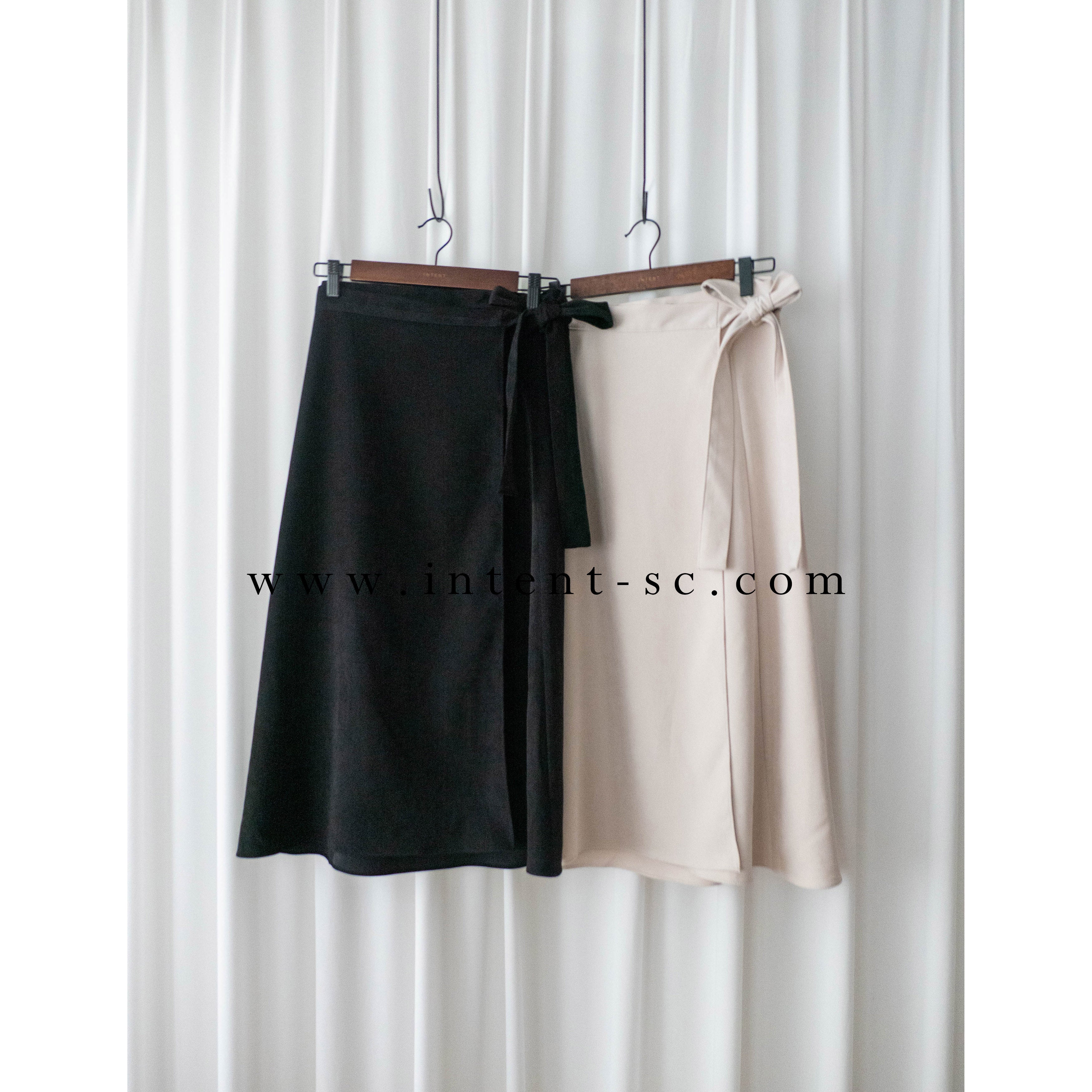 Slim Waist 包裹式穿著微A形顯瘦半身裙, Dress/ SK8748