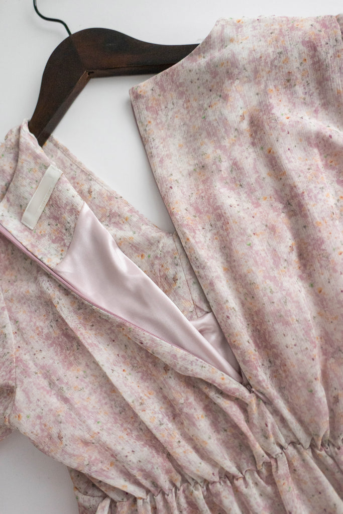 Marble Floral 雲石花花菱格腰間鈕扣後橡筋, Dress/ DS9347