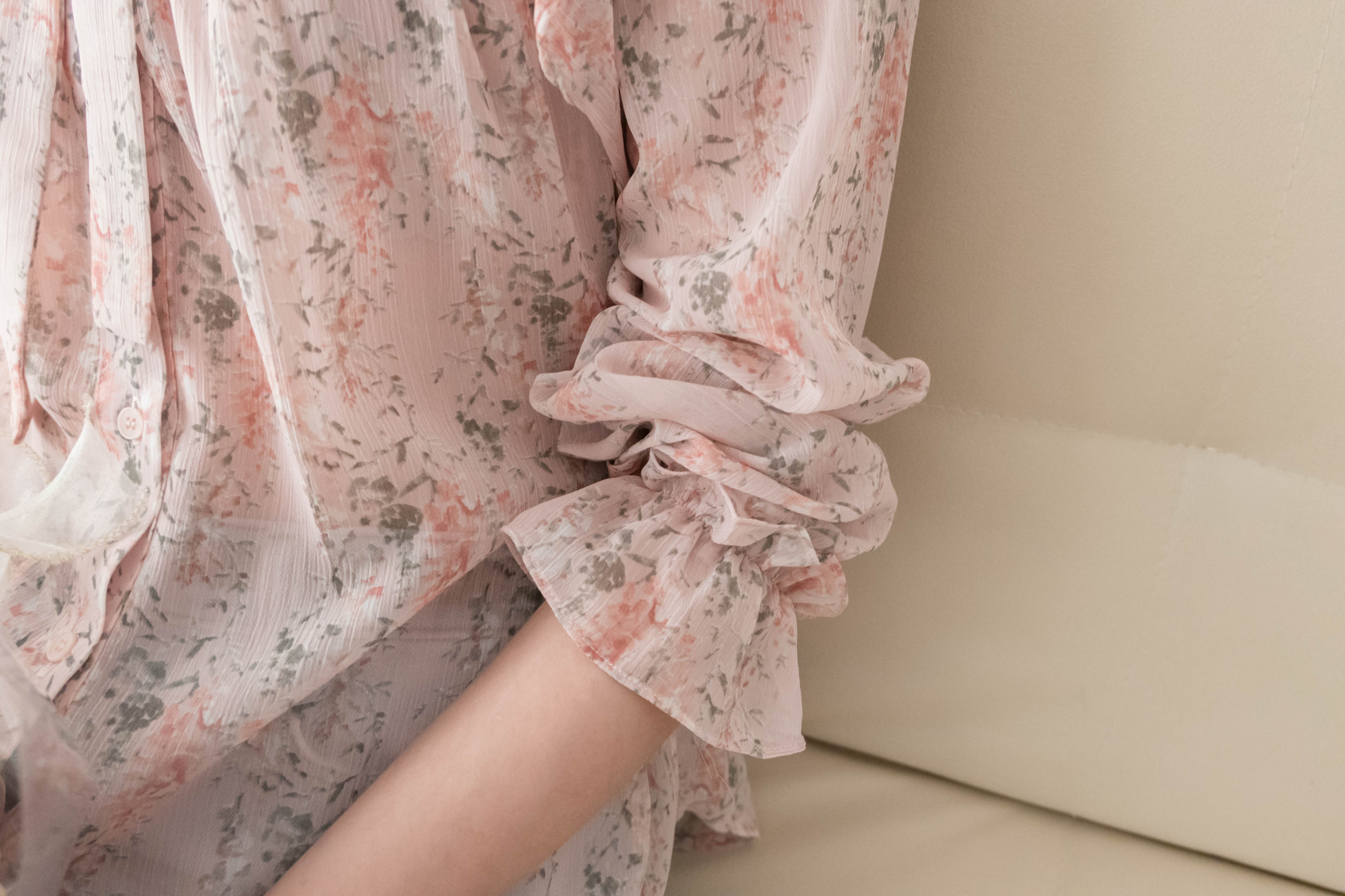 Soft Pink 氧氣感微粉色印花雪紡上衣, Blouse/ BU8976