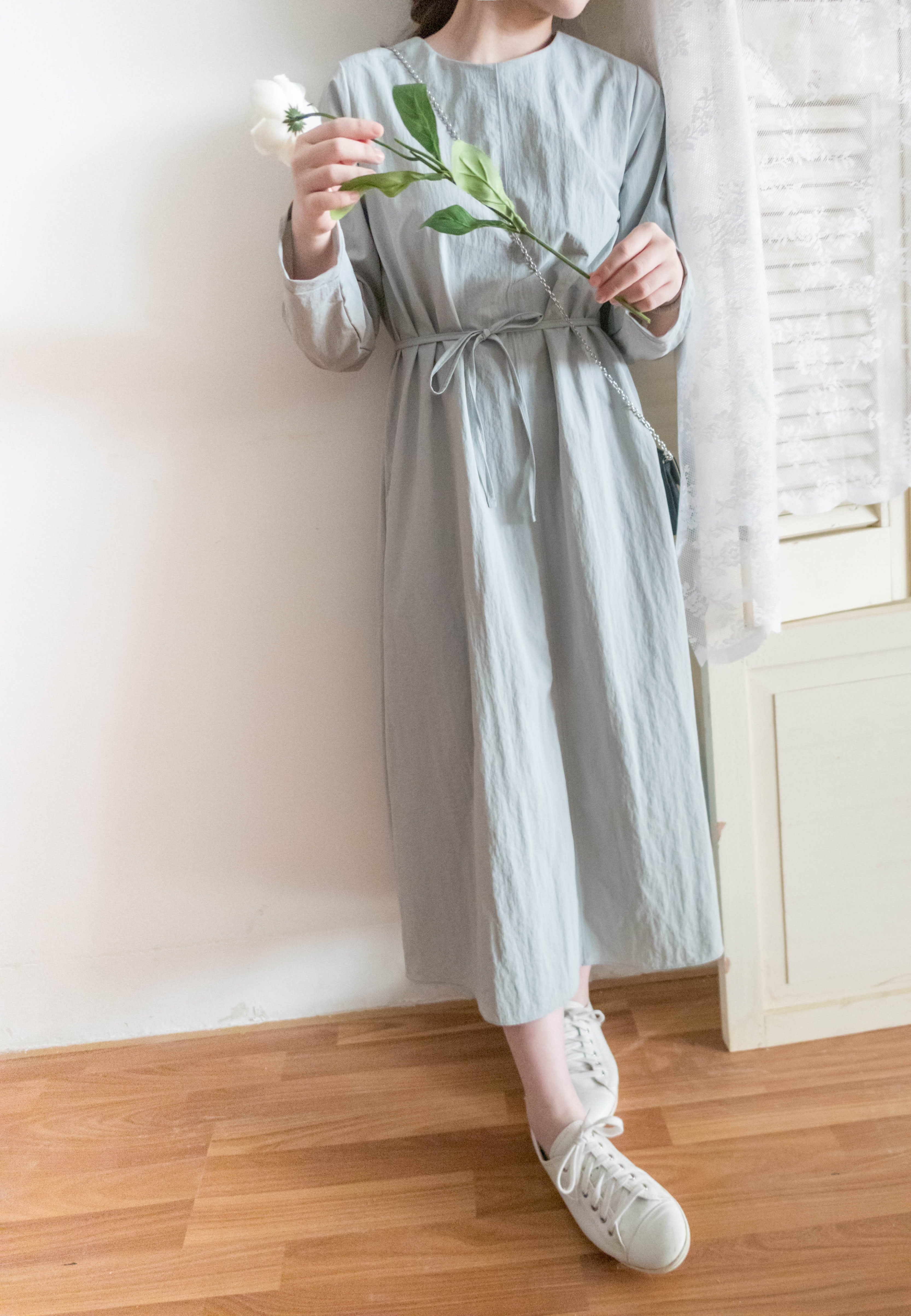 SoftTone 溫柔隨性簡約中車線綁帶連身裙, Dress/ DS9354