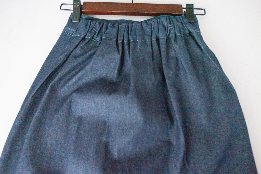 Denim 雙口袋牛仔色前開叉H形裙, Dress/ SK8749